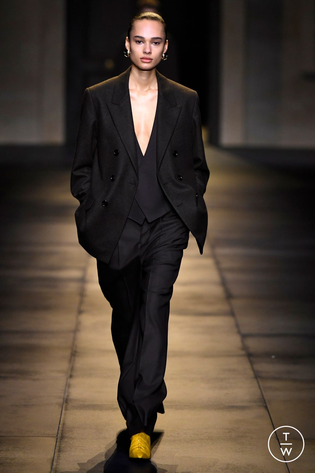 Fashion Week Paris Fall/Winter 2024 look 5 from the Ami collection 男装