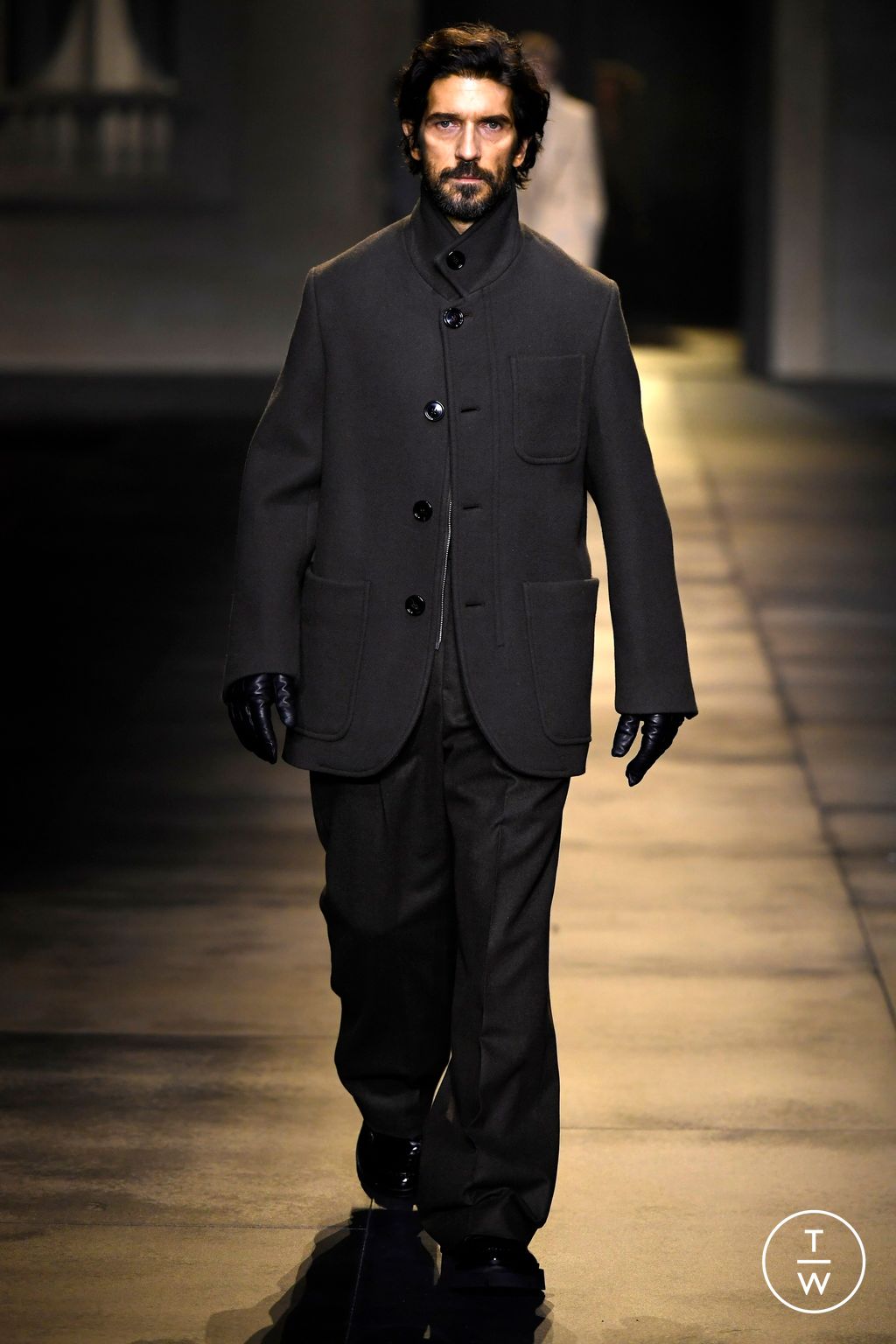 Fashion Week Paris Fall/Winter 2024 look 10 from the Ami collection menswear