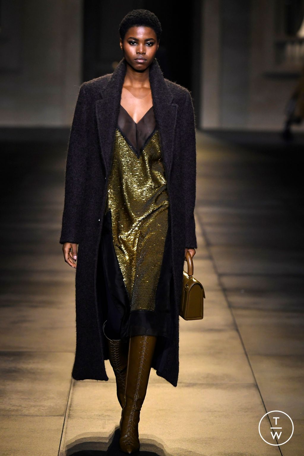 Fashion Week Paris Fall/Winter 2024 look 31 from the Ami collection 男装