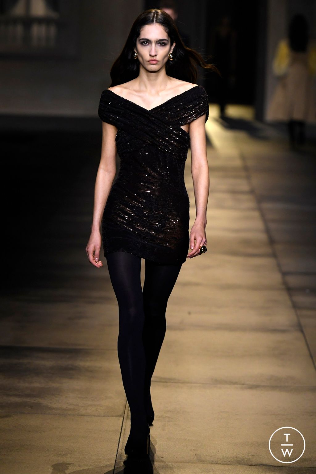 Fashion Week Paris Fall/Winter 2024 look 36 de la collection Ami menswear