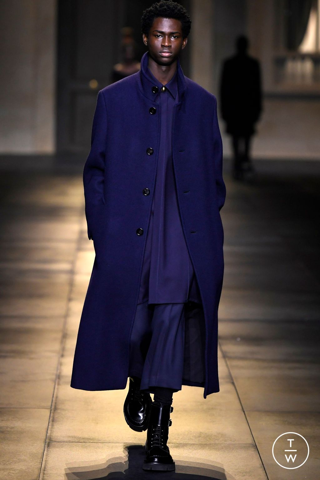 Fashion Week Paris Fall/Winter 2024 look 40 from the Ami collection menswear