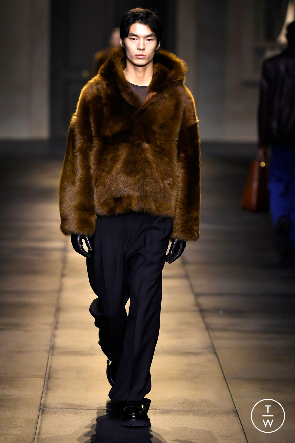 Fashion Week Paris Fall/Winter 2024 look 46 from the Ami collection menswear