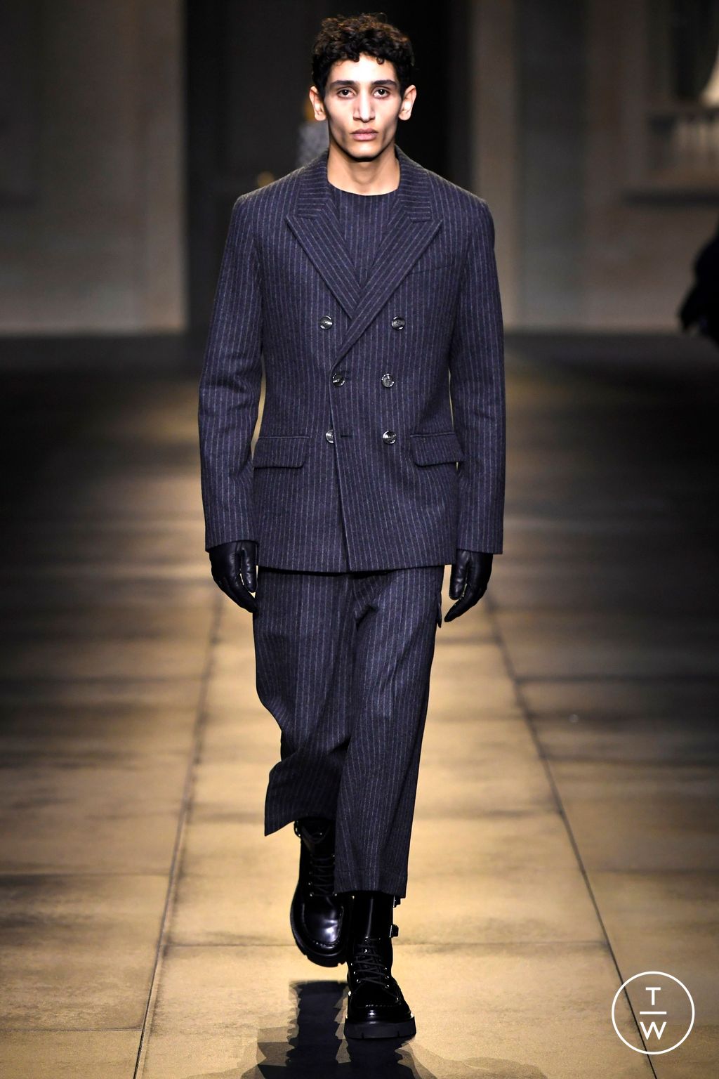 Fashion Week Paris Fall/Winter 2024 look 52 from the Ami collection menswear