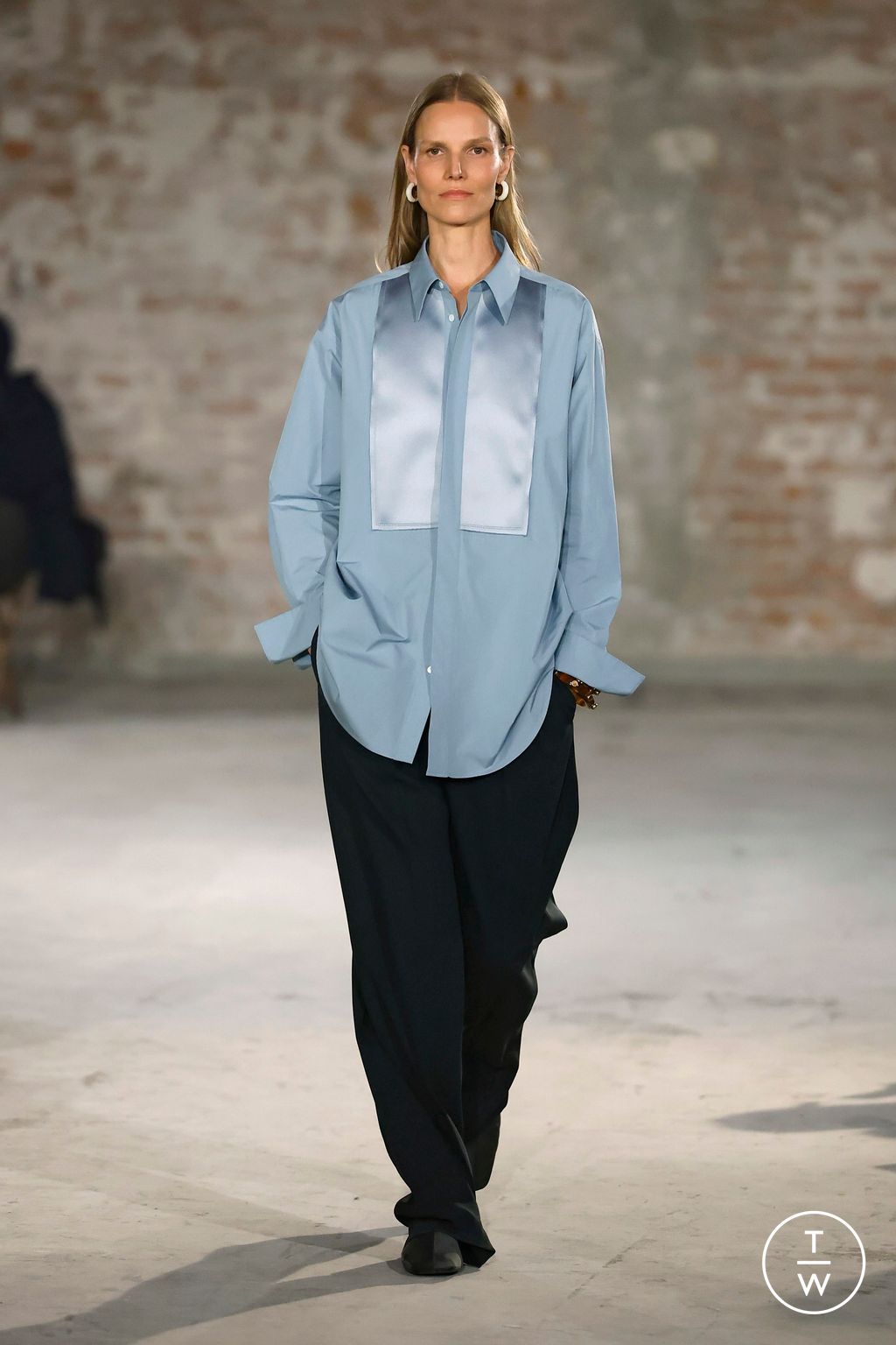 Fashion Week Paris Fall/Winter 2025 look 49 from the Ami collection menswear