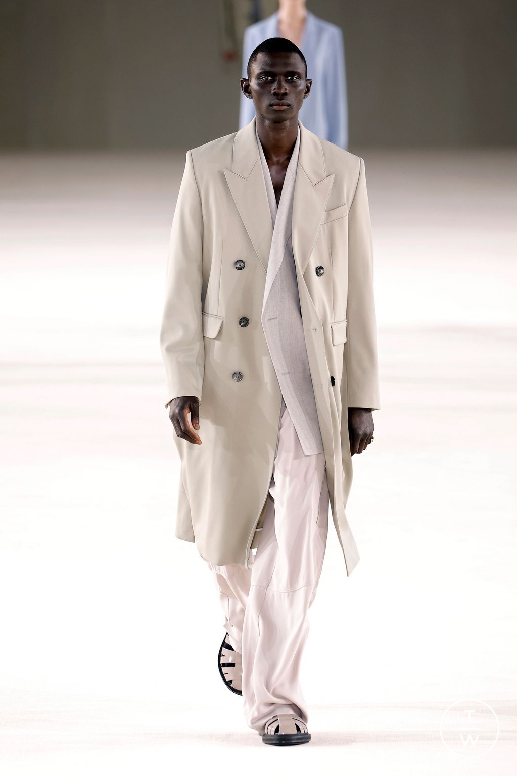 Fashion Week Paris Spring/Summer 2024 look 20 from the Ami collection 男装