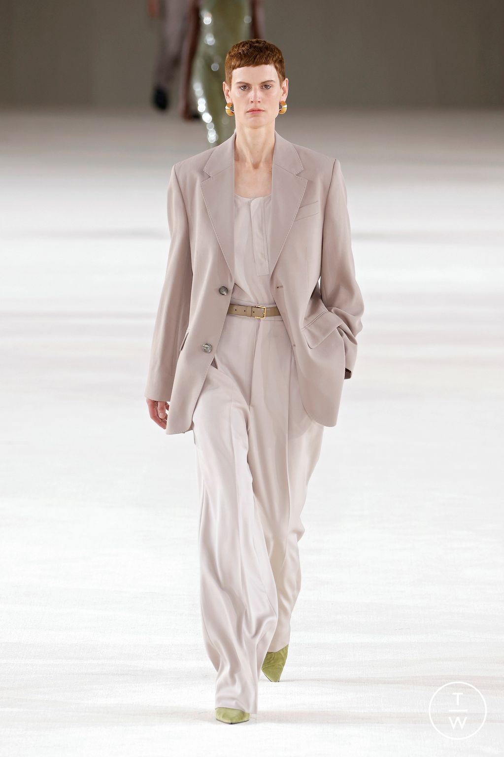 Fashion Week Paris Spring/Summer 2024 look 30 from the Ami collection 男装