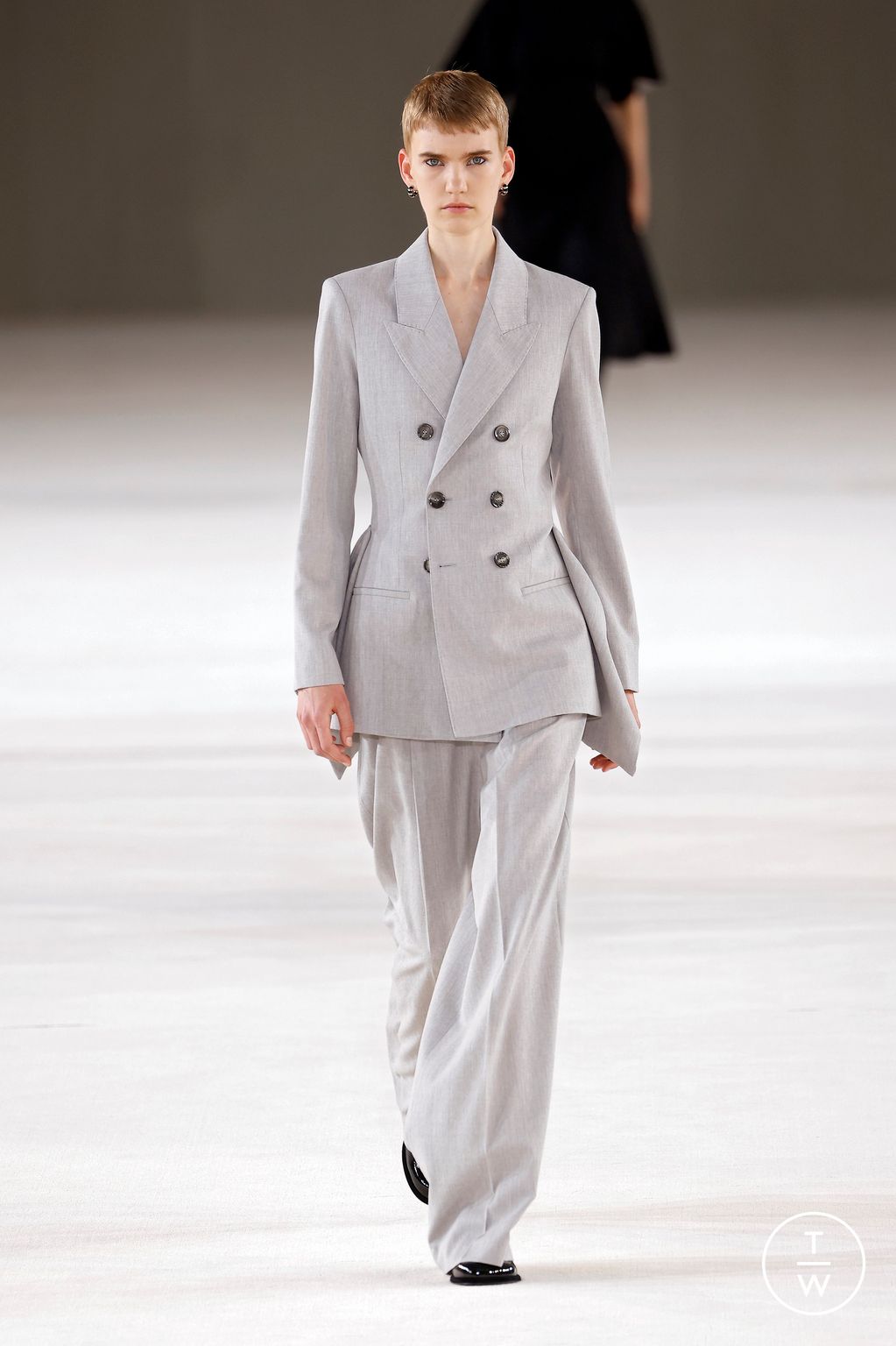 Fashion Week Paris Spring/Summer 2024 look 48 from the Ami collection 男装