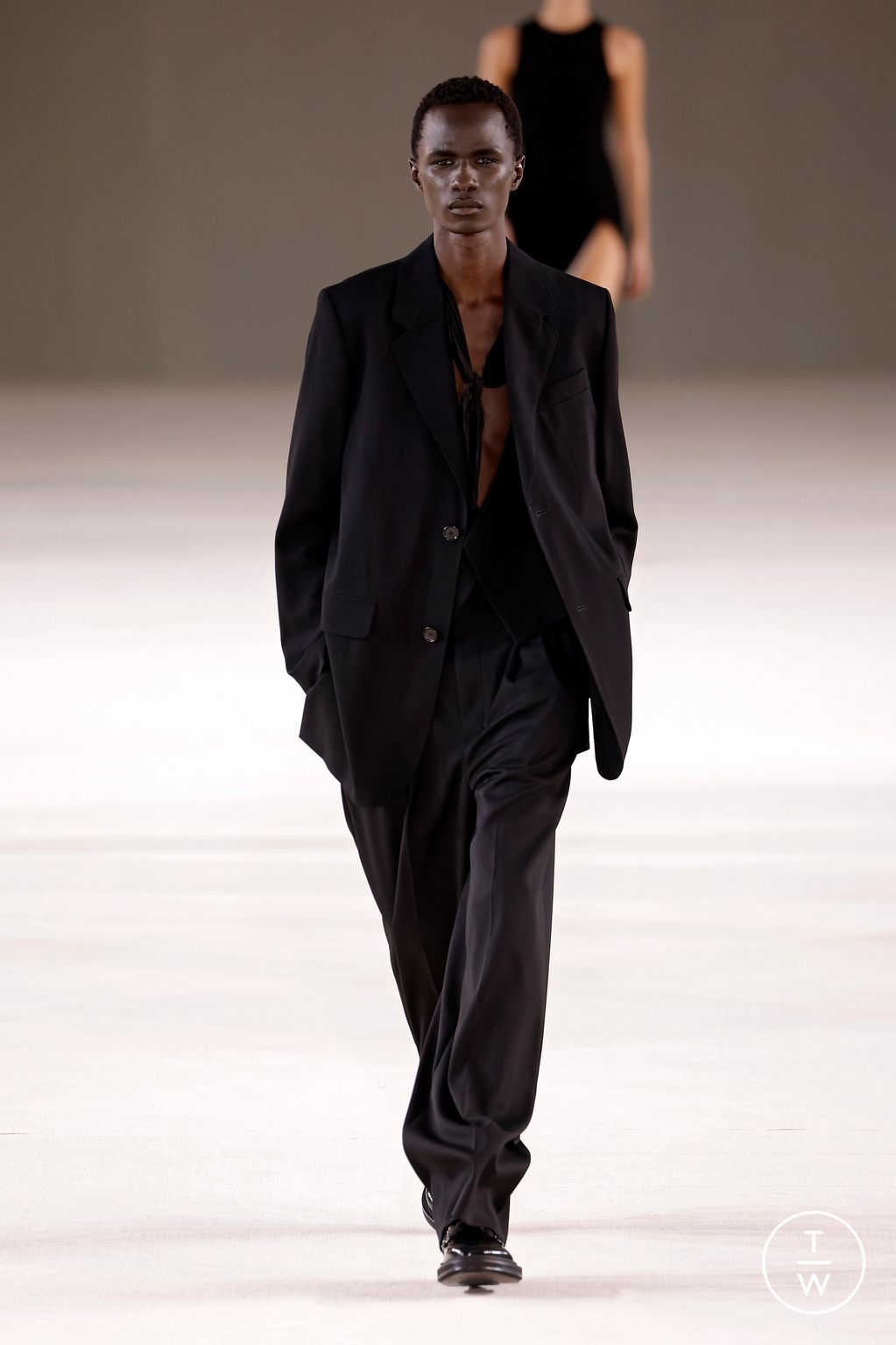 Fashion Week Paris Spring/Summer 2024 look 53 from the Ami collection 男装