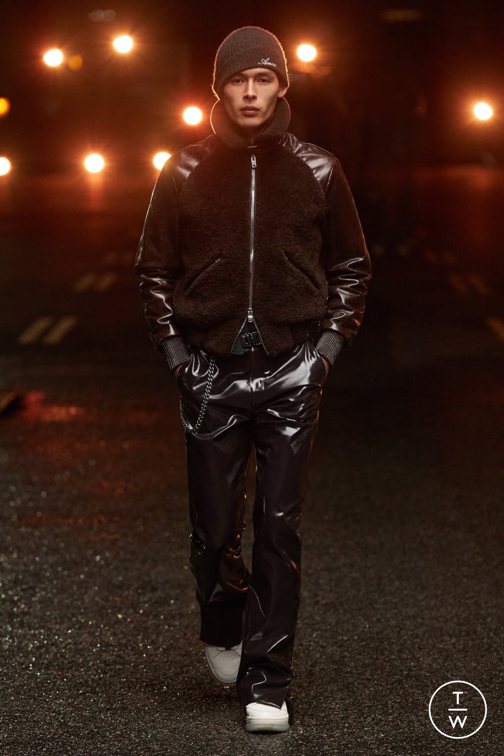 Fashion Week Paris Fall/Winter 2021 look 9 from the Amiri collection 男装