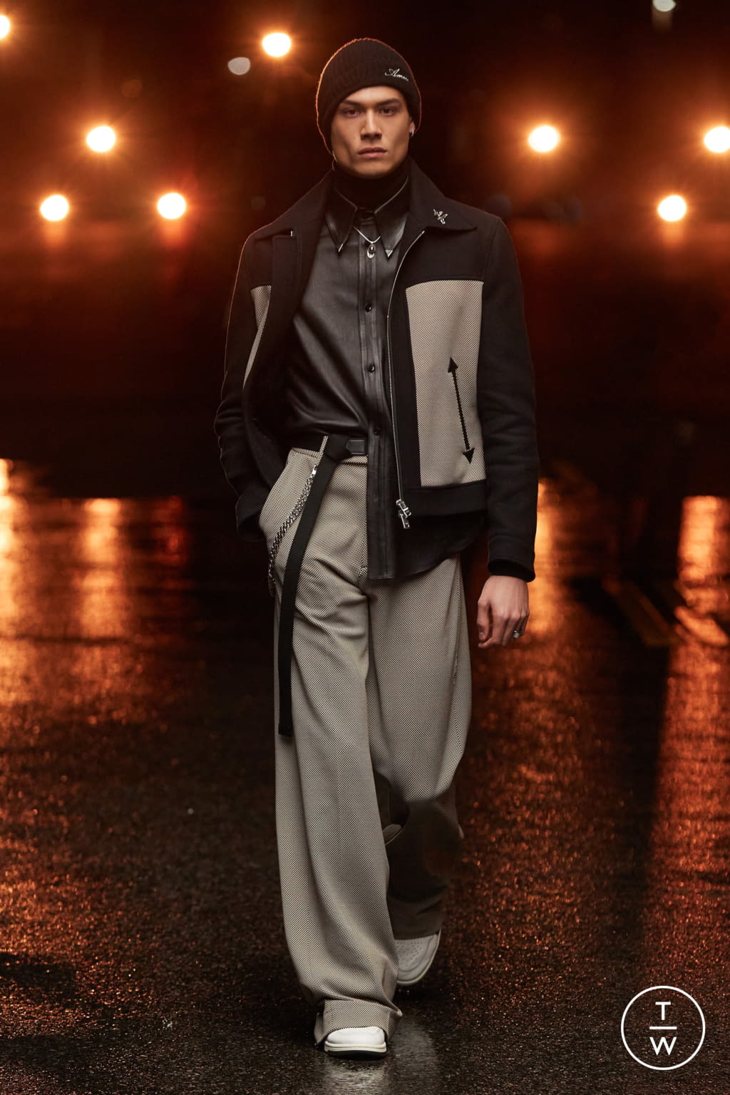 Fashion Week Paris Fall/Winter 2021 look 21 from the Amiri collection 男装