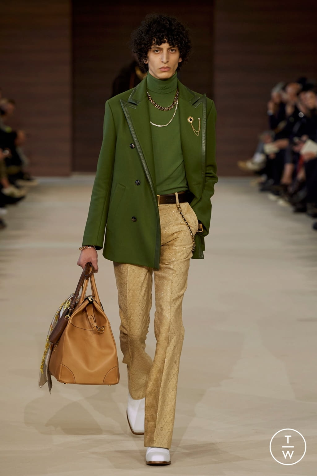 Fashion Week Paris Fall/Winter 2020 look 2 de la collection Amiri menswear
