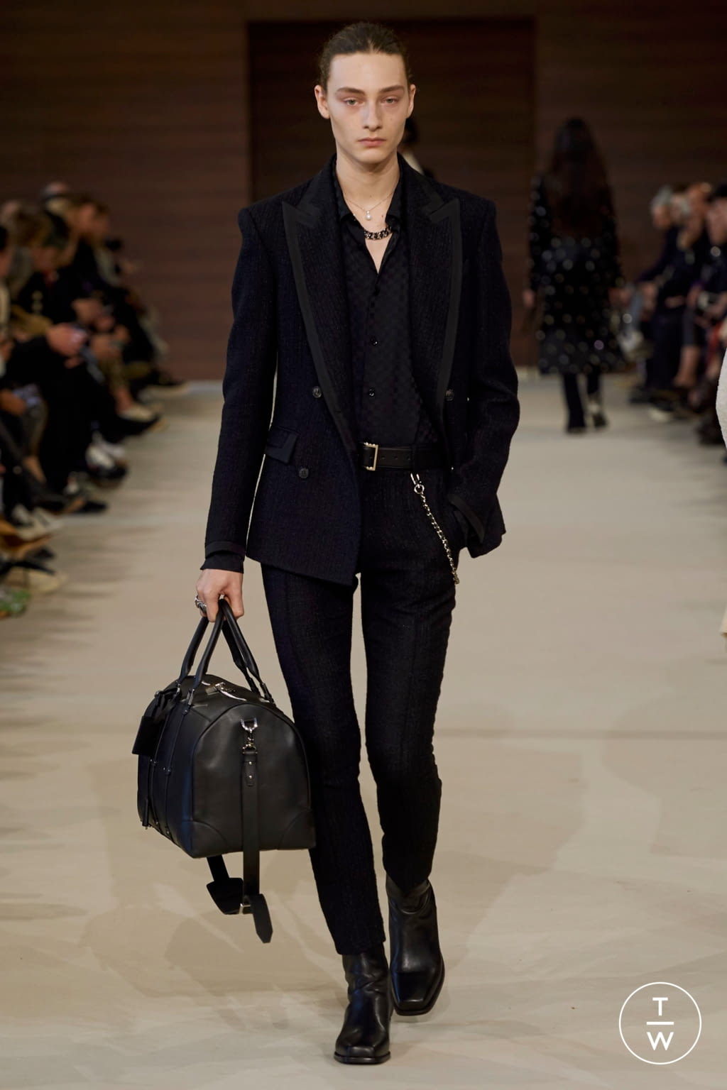 Fashion Week Paris Fall/Winter 2020 look 35 from the Amiri collection 男装