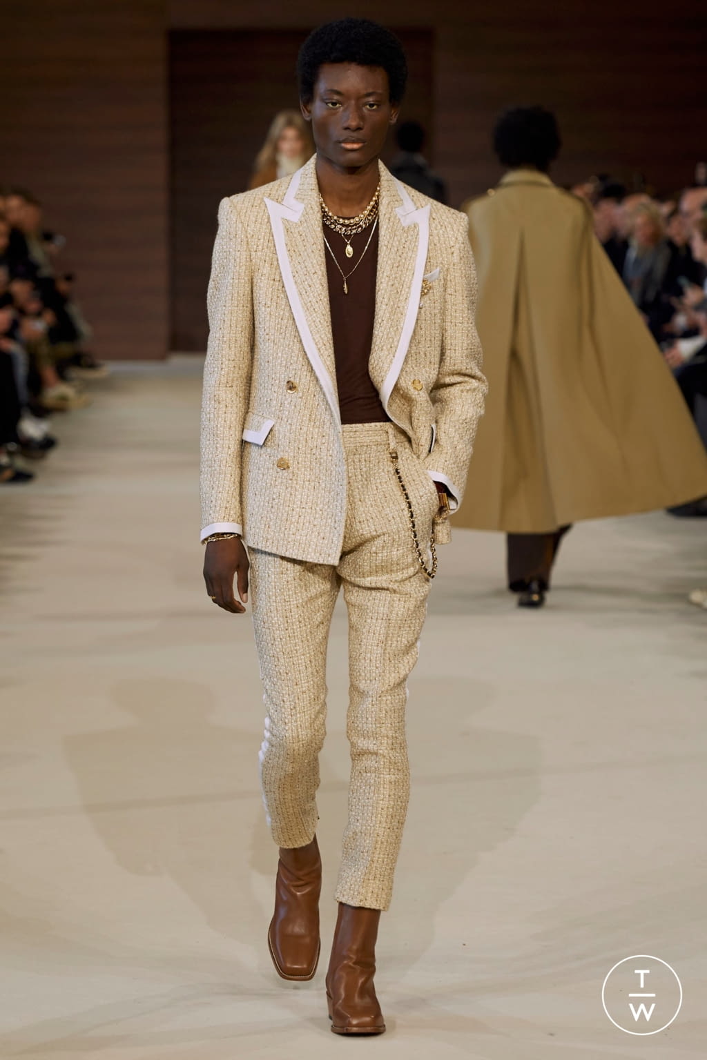 Fashion Week Paris Fall/Winter 2020 look 40 from the Amiri collection menswear