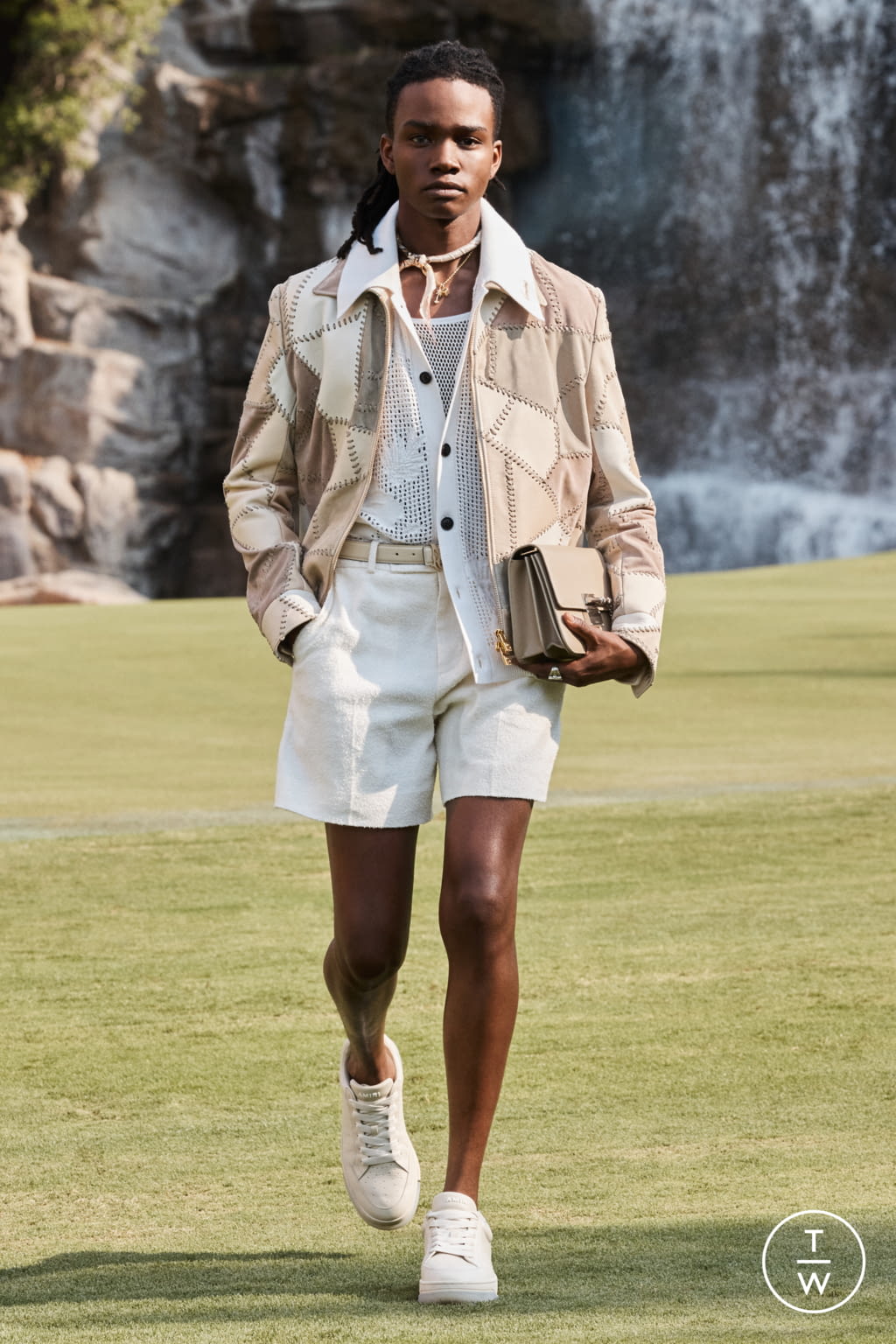 Fashion Week Paris Spring/Summer 2022 look 19 from the Amiri collection menswear