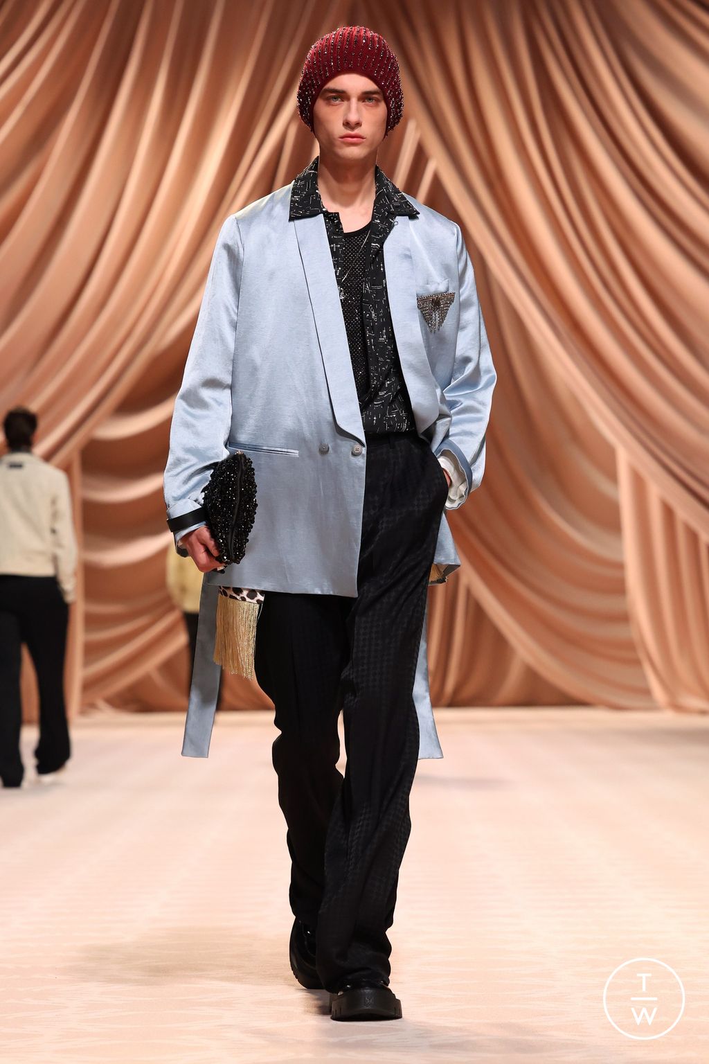 Fashion Week Paris Fall/Winter 2024 look 47 from the Amiri collection menswear