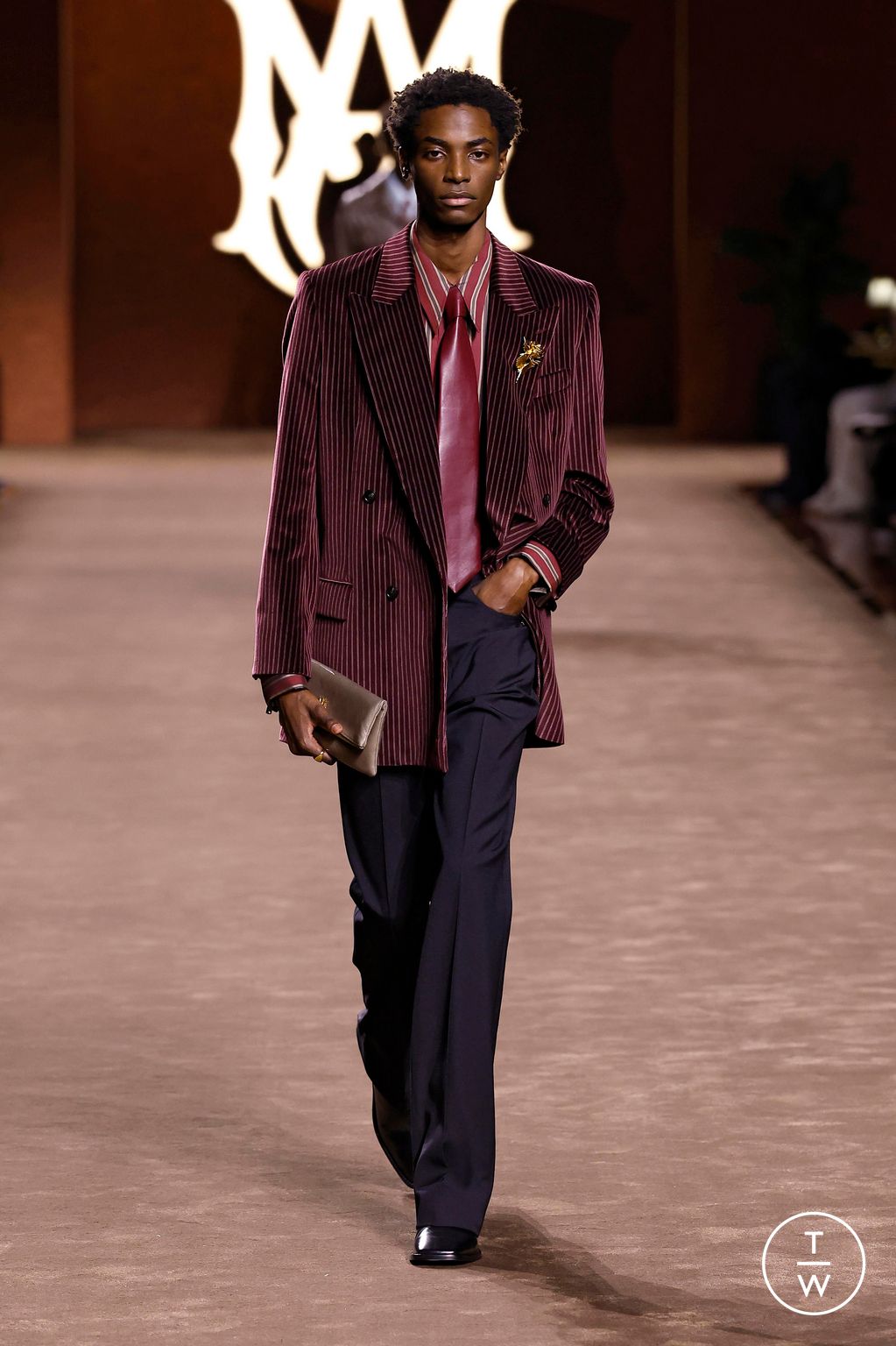 Fashion Week Paris Fall/Winter 2025 look 4 from the Amiri collection menswear