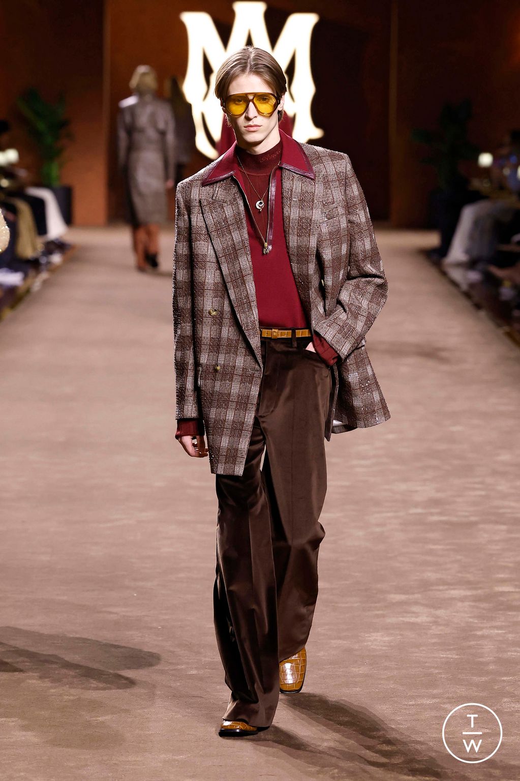 Fashion Week Paris Fall/Winter 2025 look 27 from the Amiri collection menswear