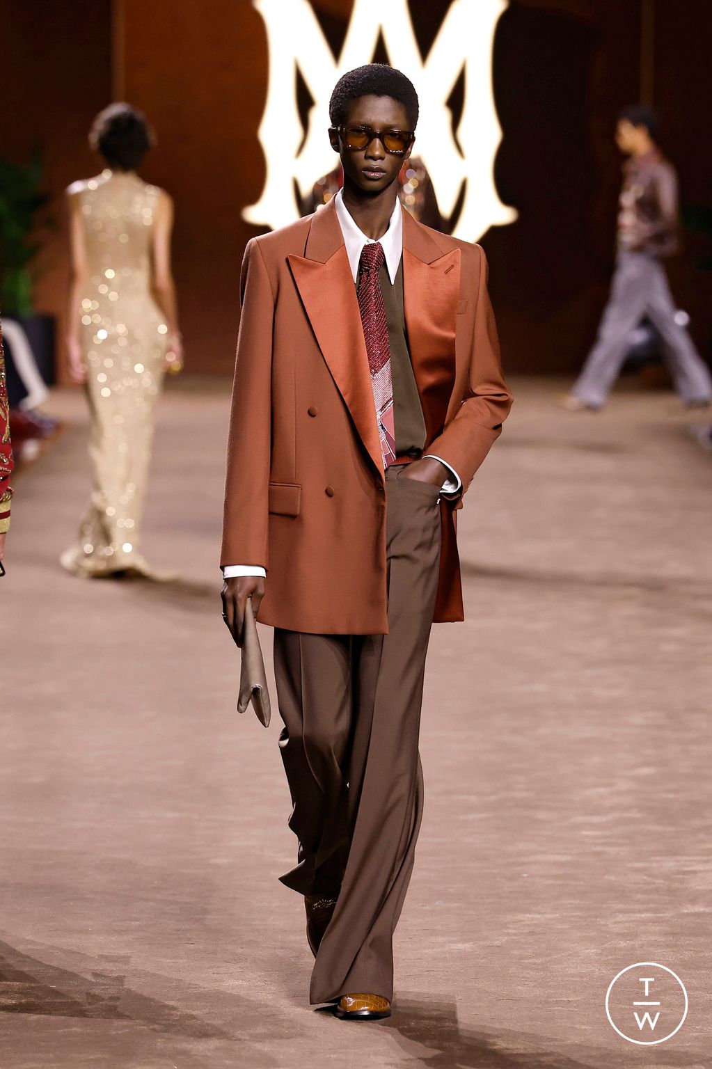 Fashion Week Paris Fall/Winter 2025 look 30 from the Amiri collection 男装