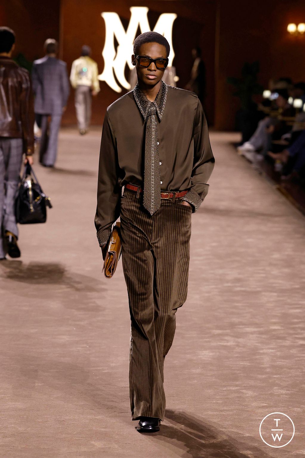 Fashion Week Paris Fall/Winter 2025 look 35 from the Amiri collection menswear