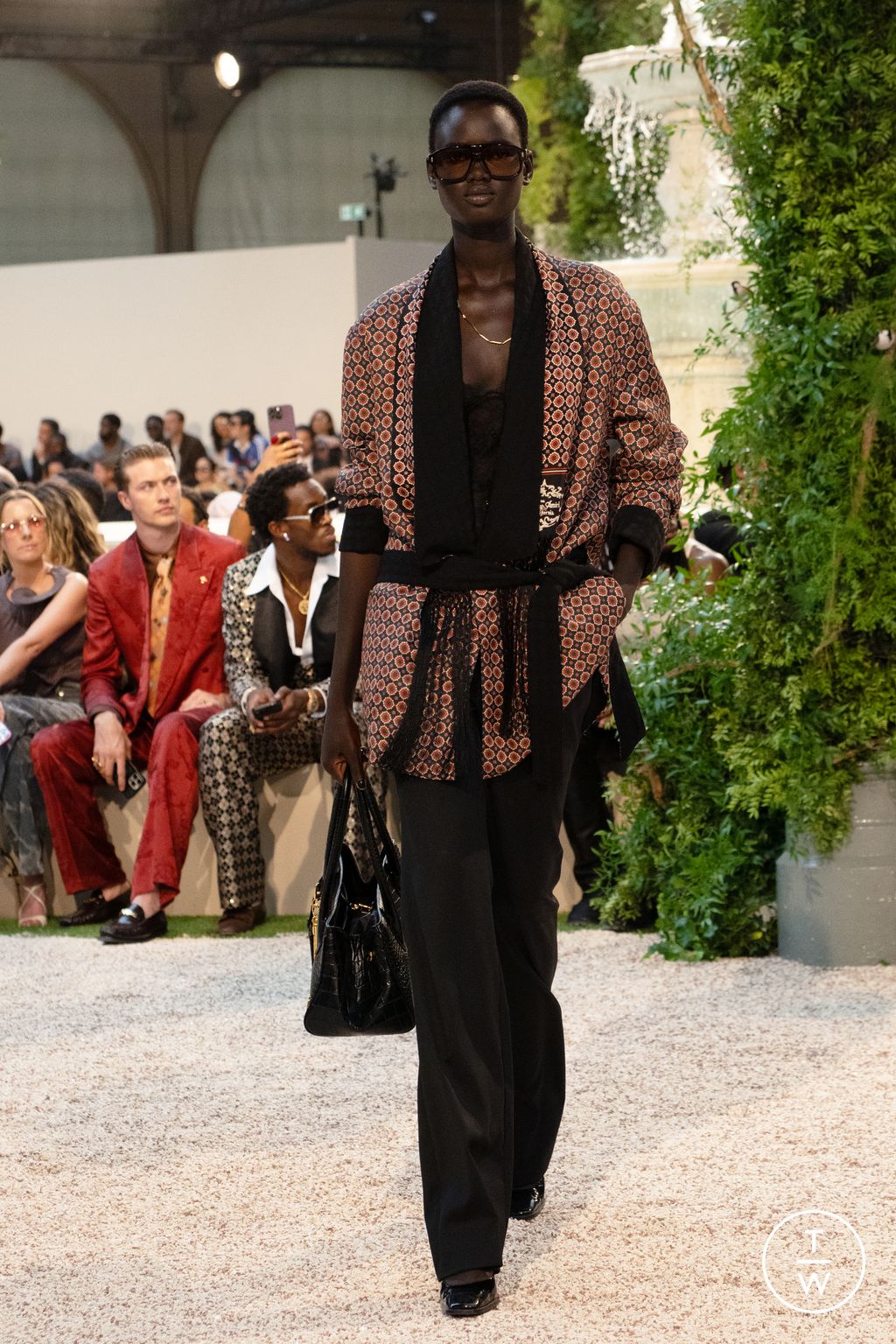 Fashion Week Paris Spring/Summer 2026 look 27 from the Amiri collection menswear