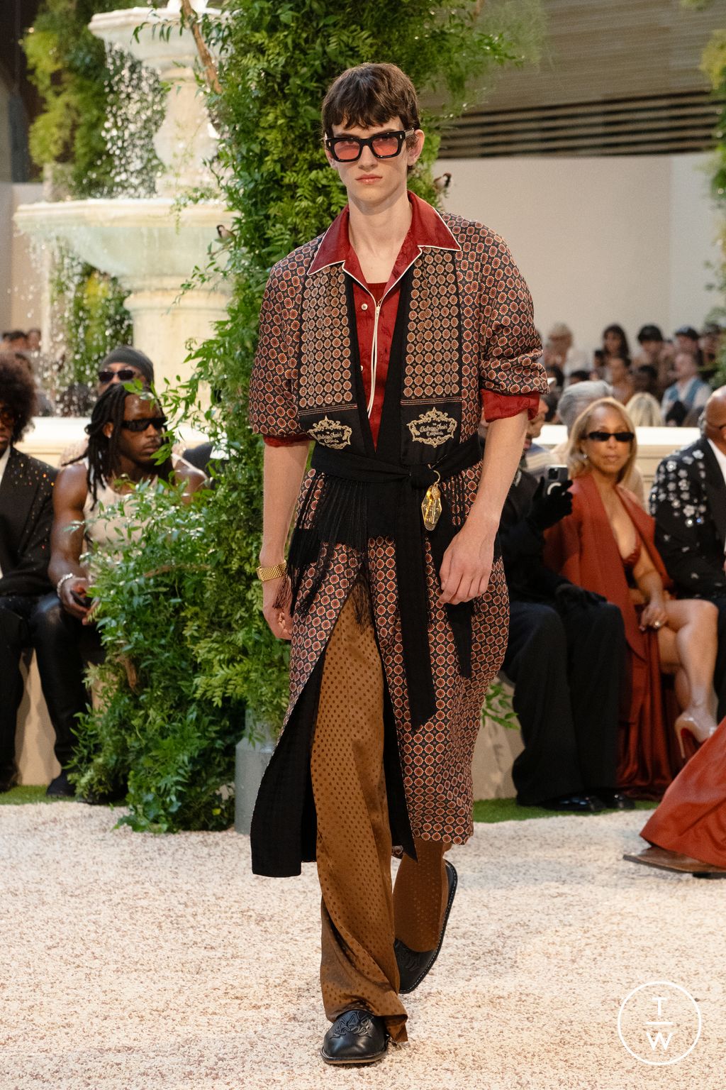 Fashion Week Paris Spring/Summer 2026 look 28 from the Amiri collection menswear