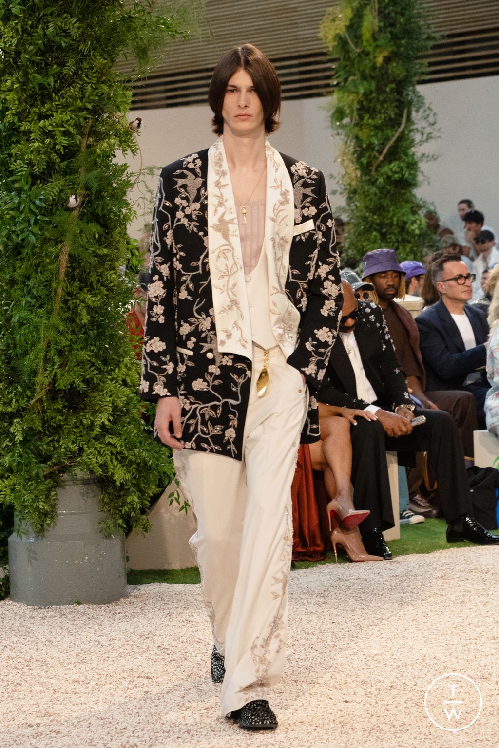 Fashion Week Paris Spring/Summer 2026 look 51 from the Amiri collection menswear