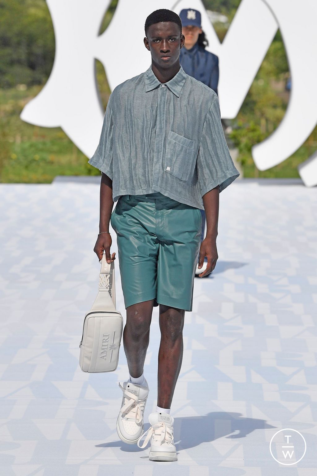 Fashion Week Paris Spring/Summer 2023 look 47 from the Amiri collection 男装