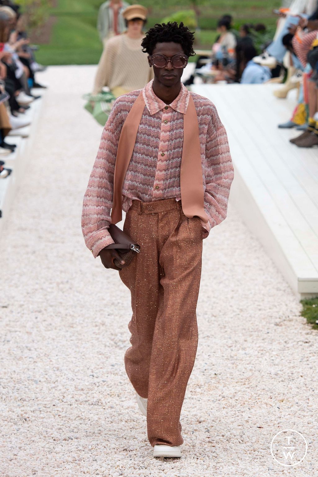 Fashion Week Paris Spring/Summer 2024 look 15 de la collection Amiri menswear