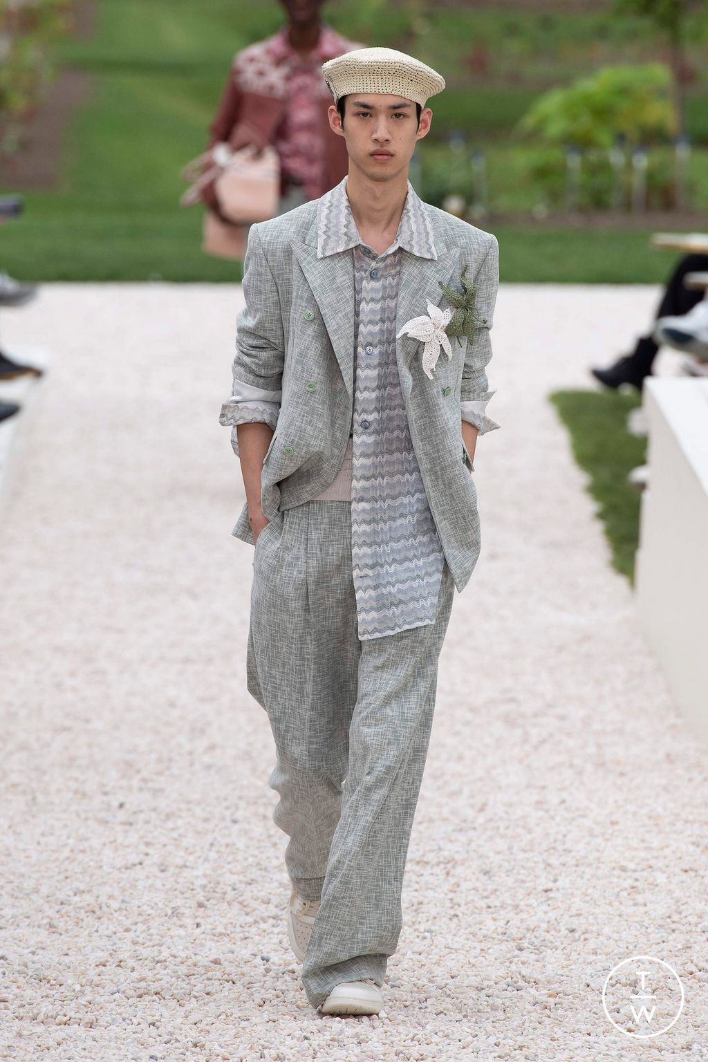 Fashion Week Paris Spring/Summer 2024 look 22 from the Amiri collection menswear