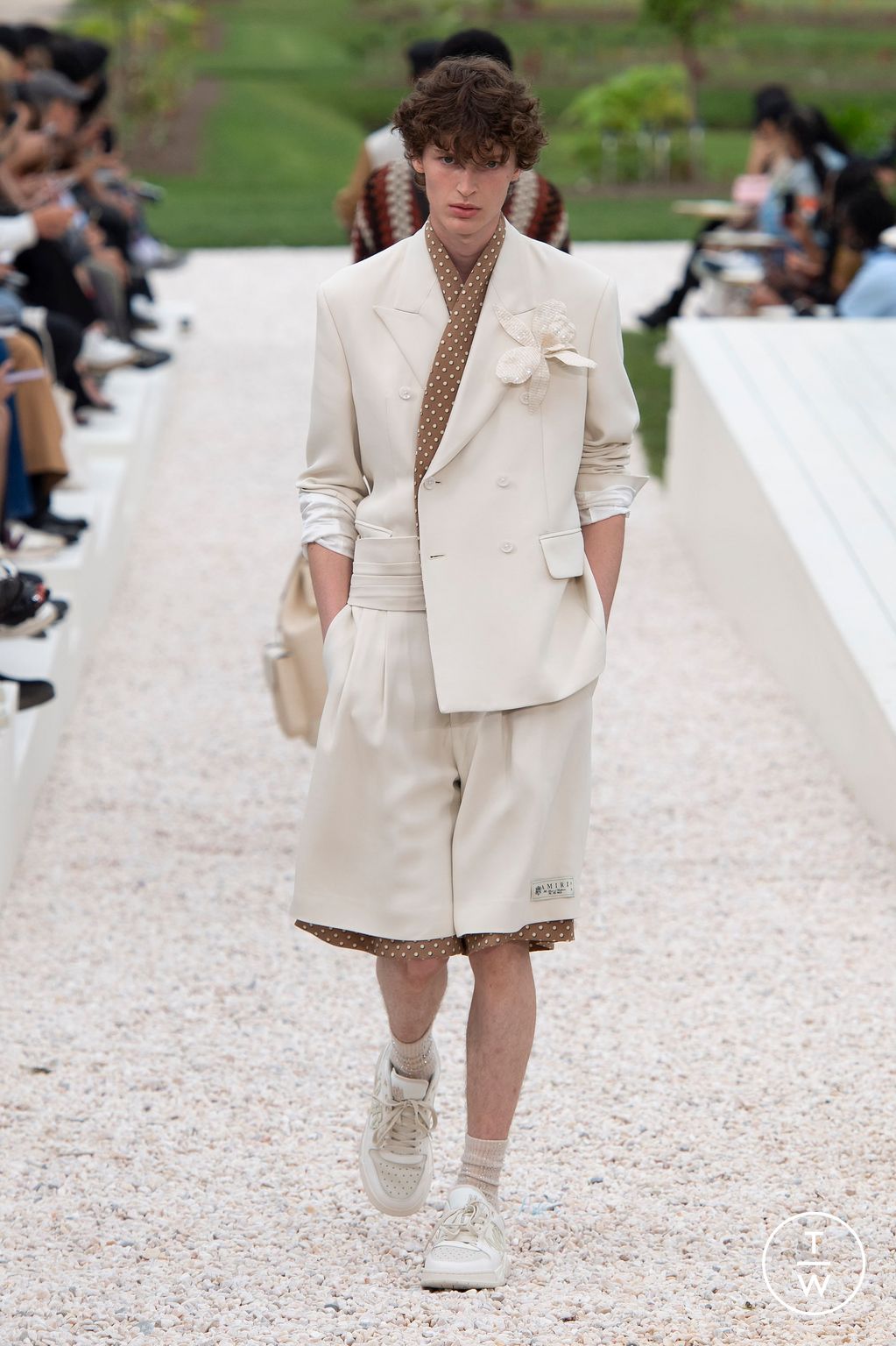 Fashion Week Paris Spring/Summer 2024 look 39 from the Amiri collection menswear