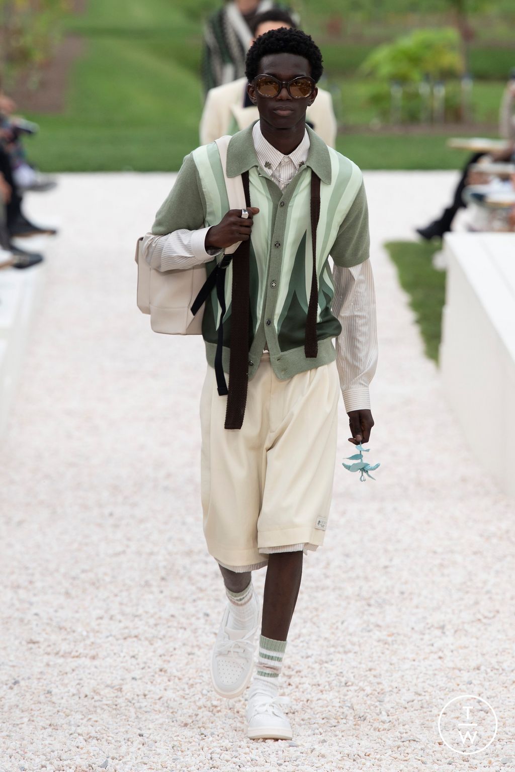 Fashion Week Paris Spring/Summer 2024 look 42 from the Amiri collection 男装