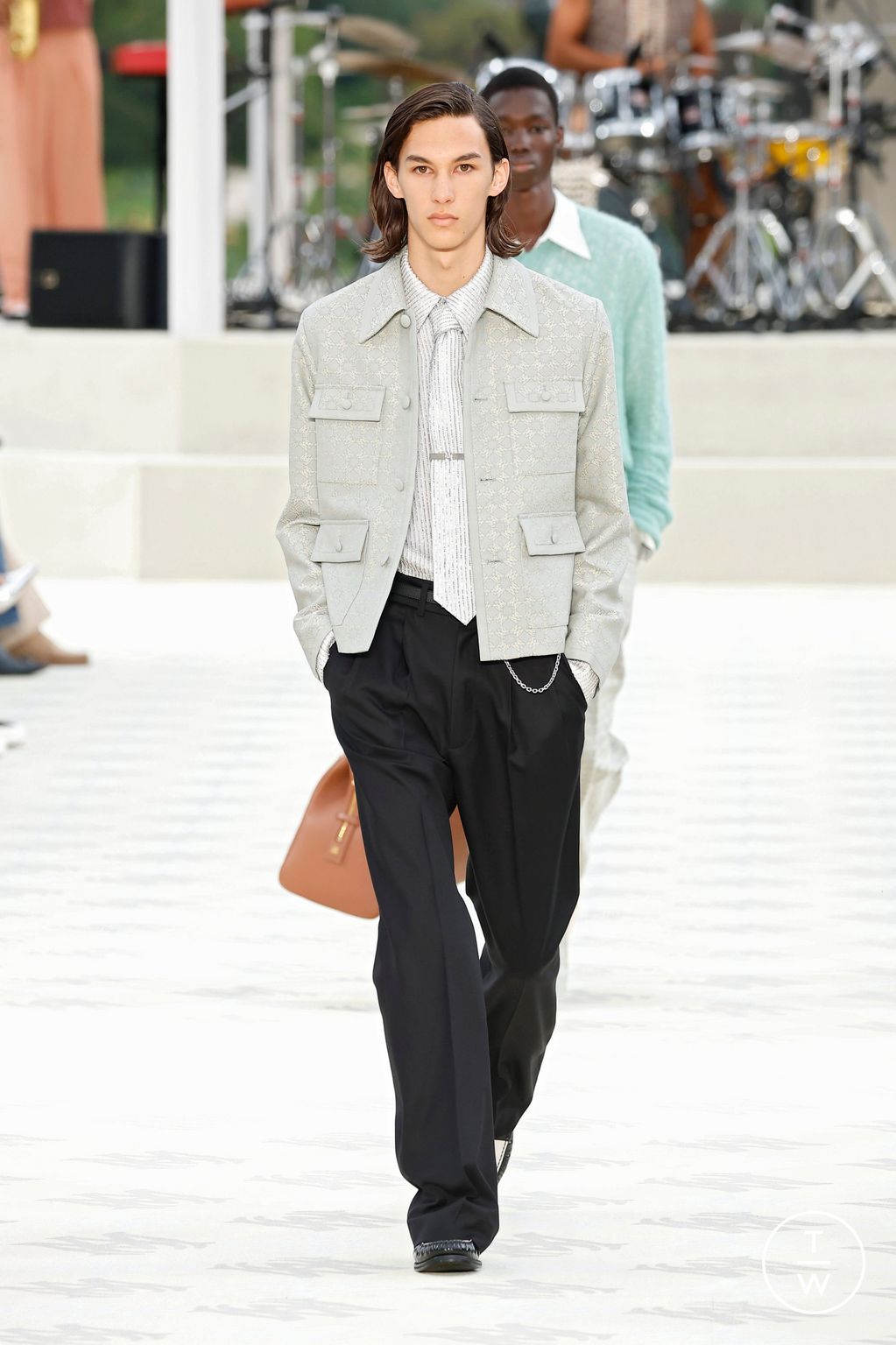 Fashion Week Paris Spring-Summer 2025 look 3 from the Amiri collection menswear