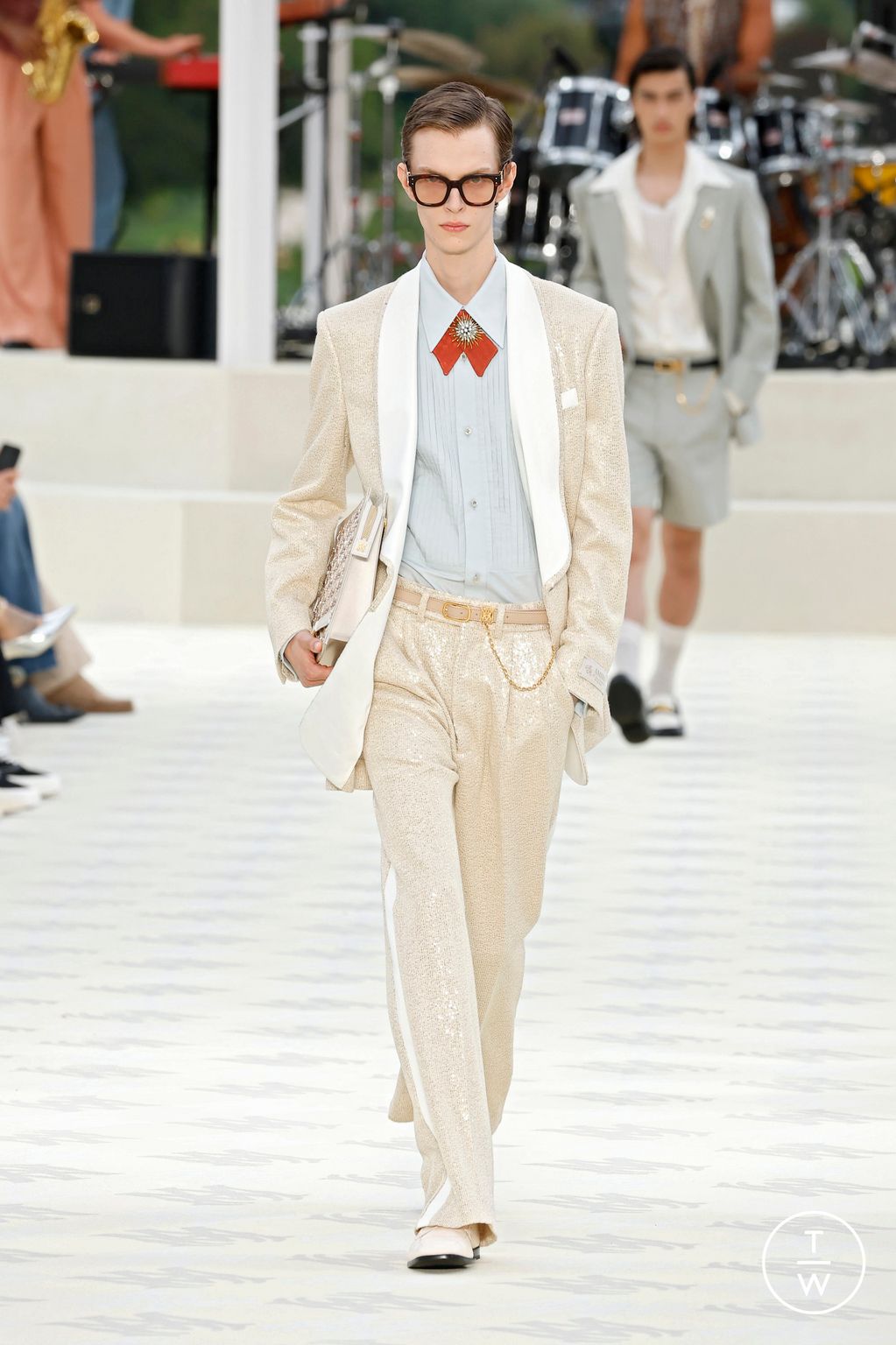 Fashion Week Paris Spring-Summer 2025 look 5 from the Amiri collection 男装