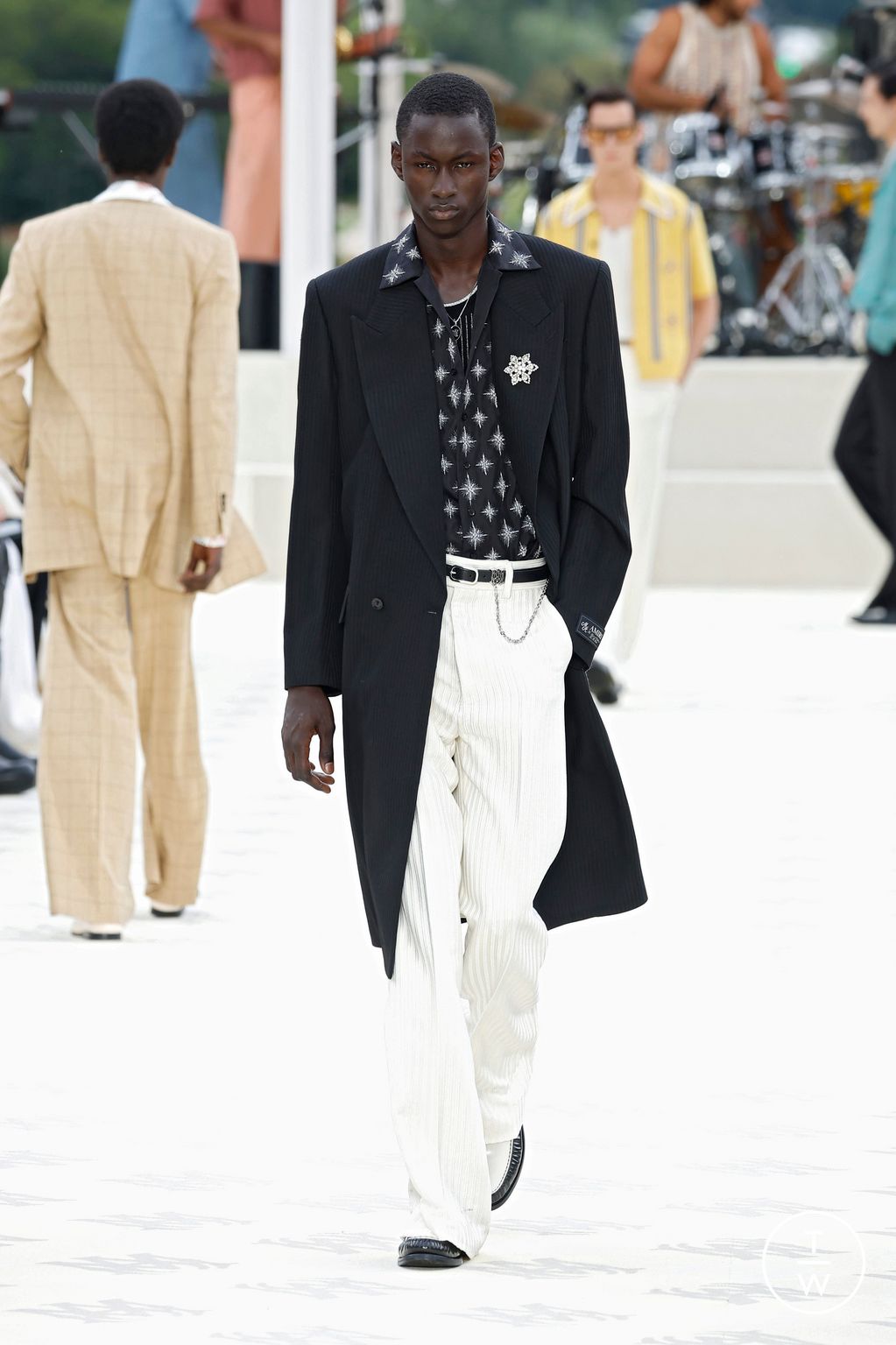 Fashion Week Paris Spring-Summer 2025 look 41 from the Amiri collection 男装