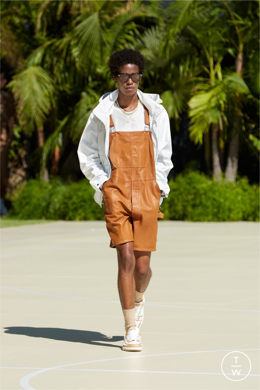 Fashion Week Paris Spring/Summer 2021 look 10 from the Amiri collection menswear