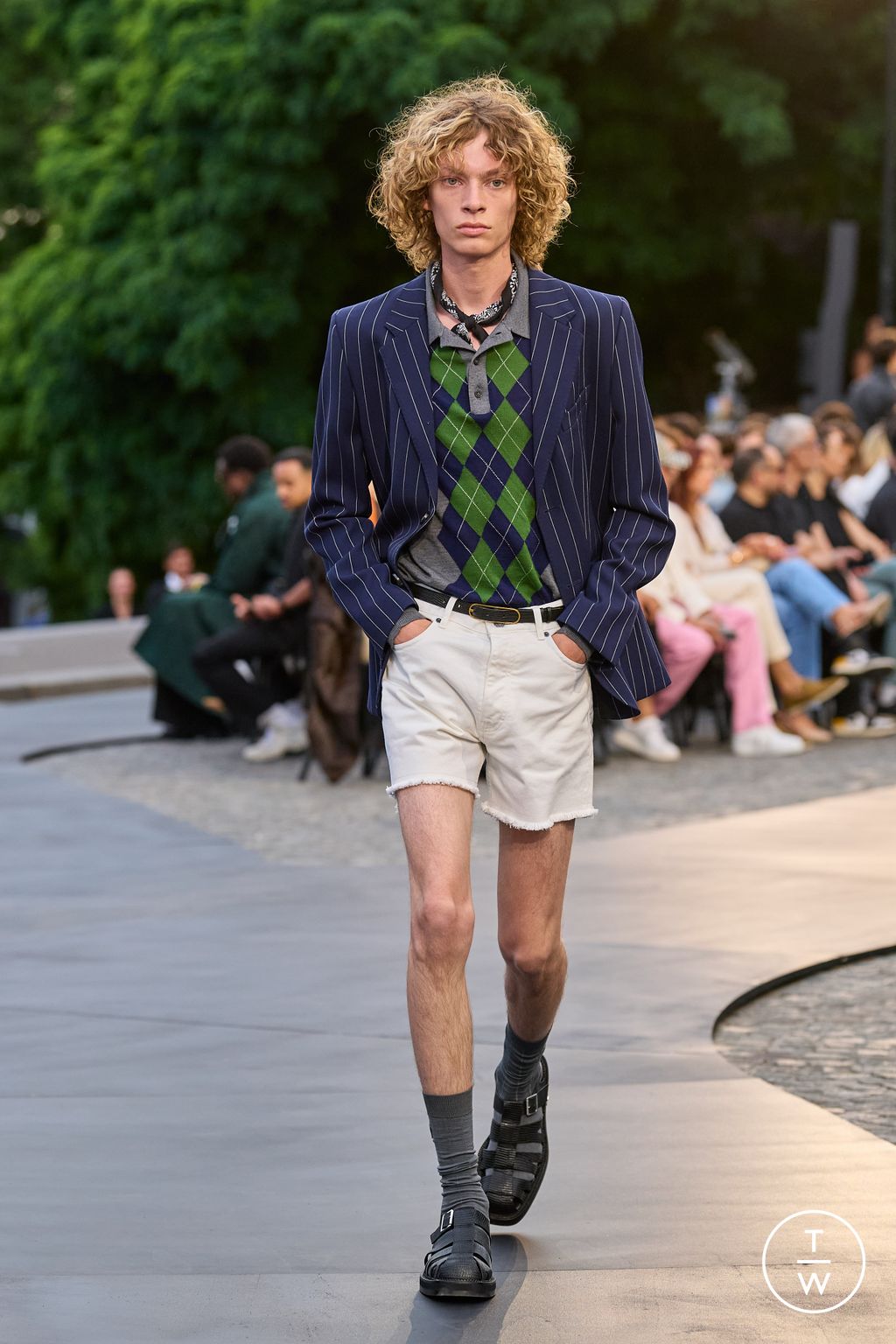 Fashion Week Paris Spring/Summer 2023 look 11 from the Ami collection 男装