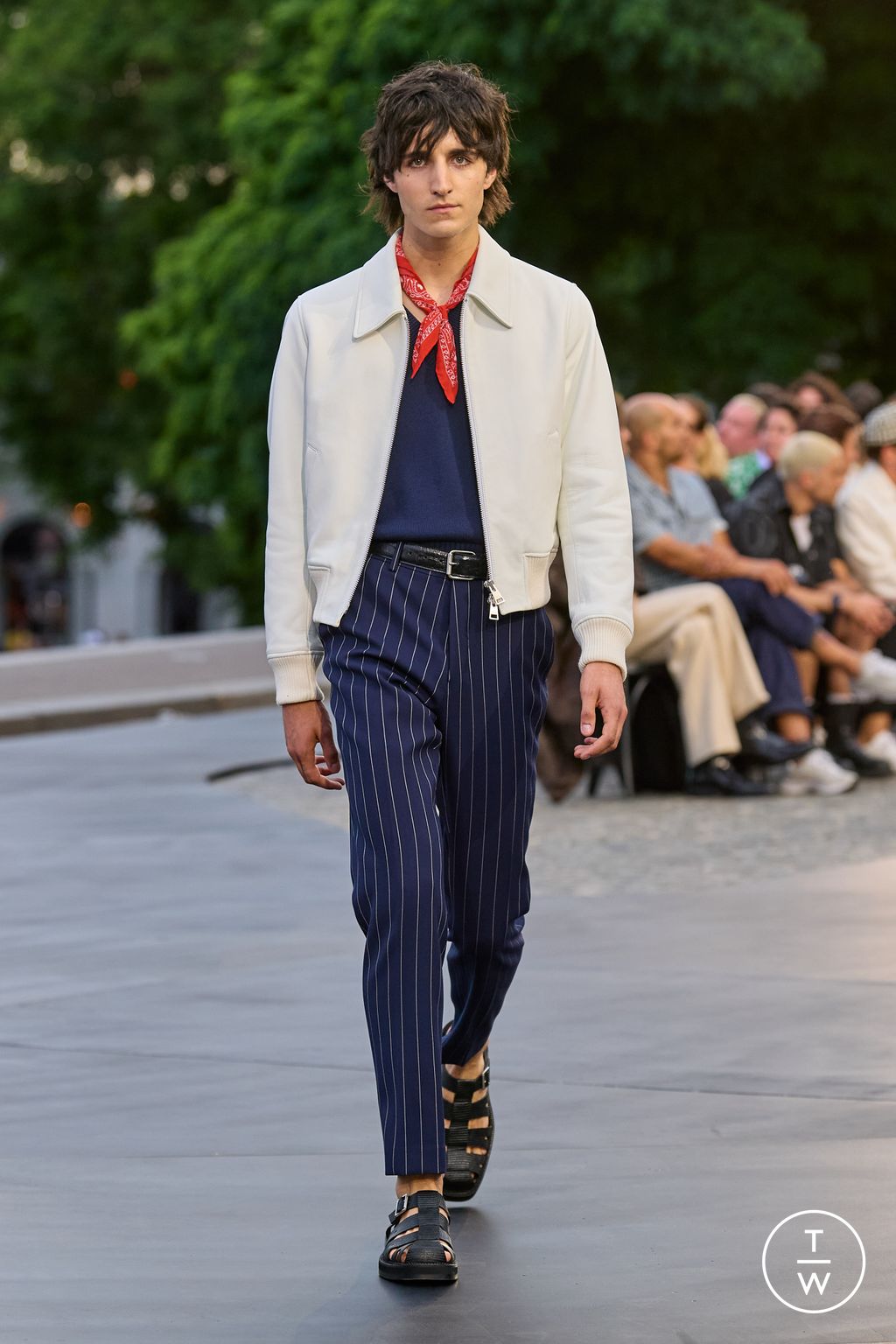 Fashion Week Paris Spring/Summer 2023 look 22 from the Ami collection menswear
