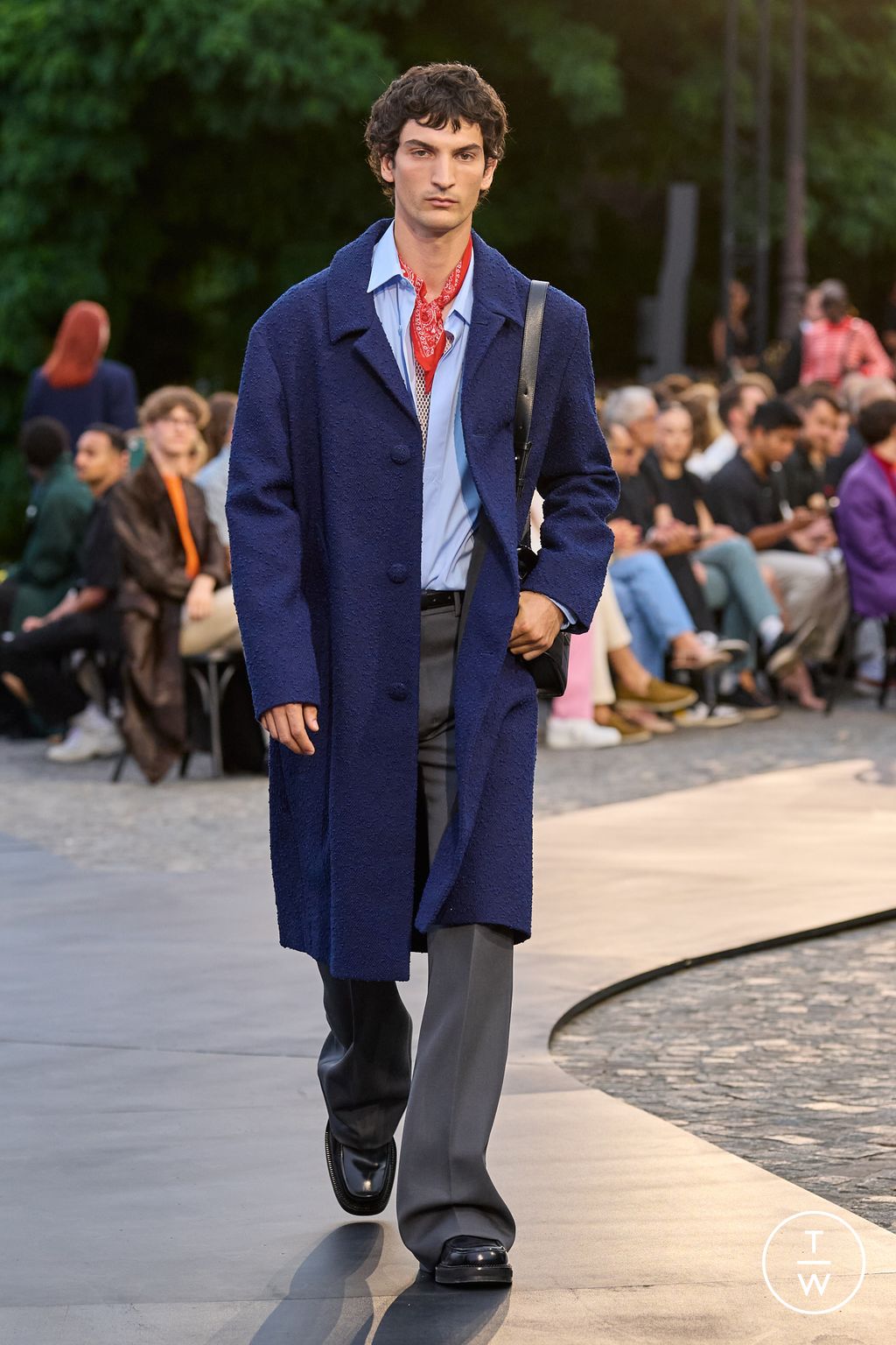 Fashion Week Paris Spring/Summer 2023 look 36 from the Ami collection menswear