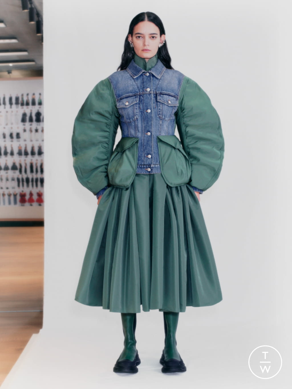 Fashion Week Paris Pre-Fall 2021 look 8 de la collection Alexander McQueen womenswear