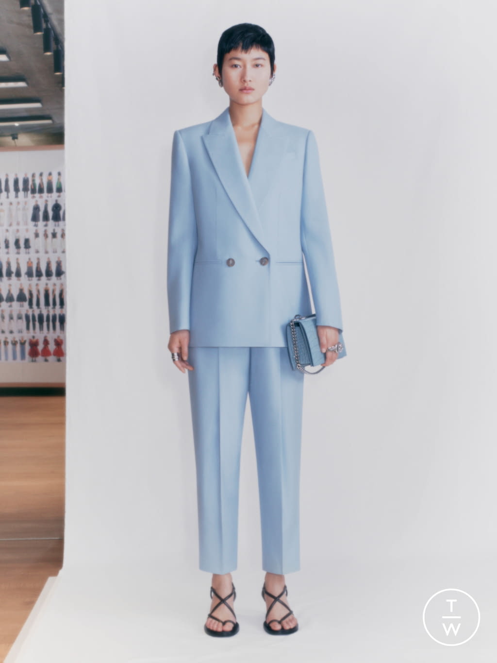 Fashion Week Paris Pre-Fall 2021 look 22 de la collection Alexander McQueen womenswear