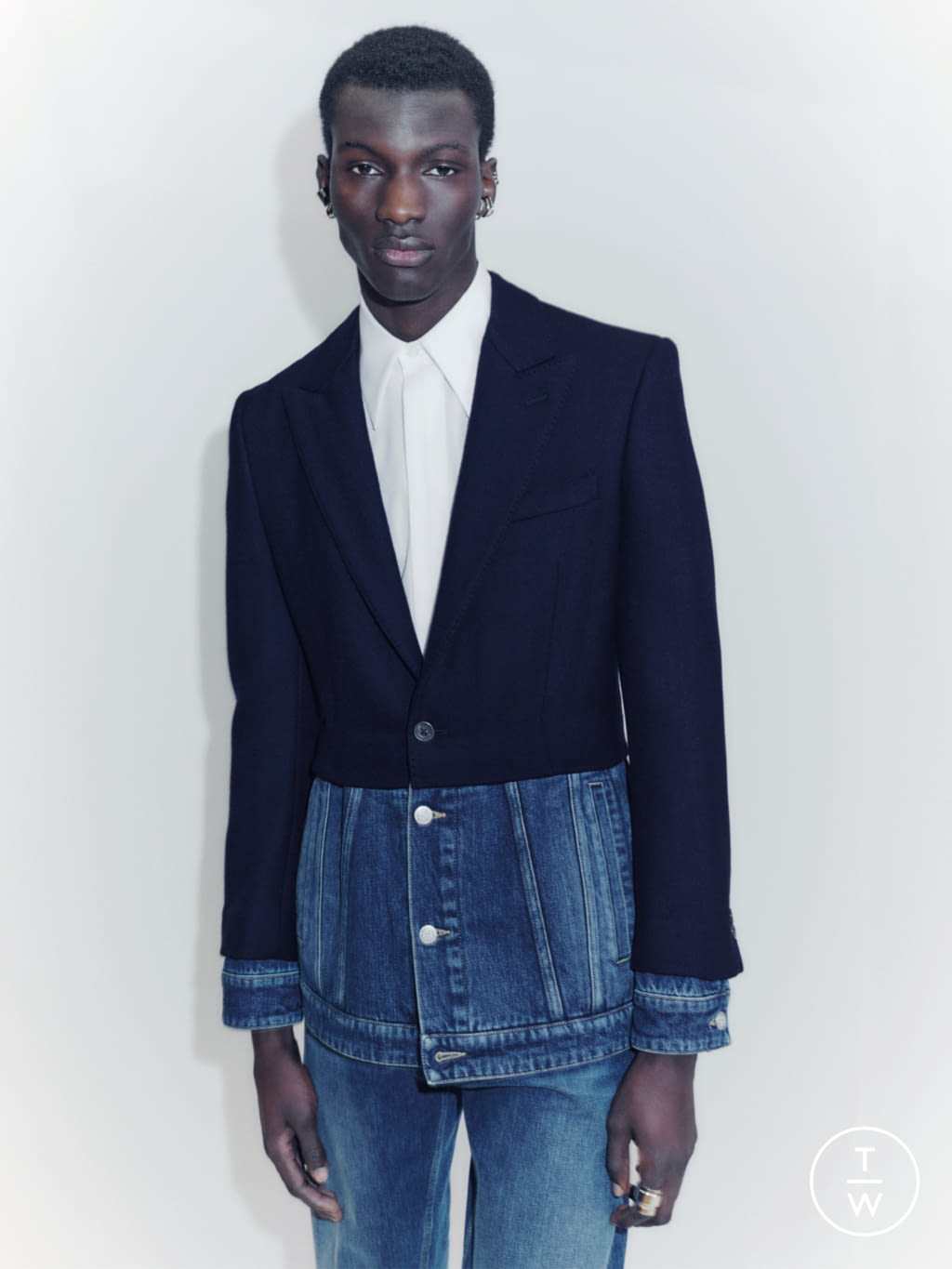Fashion Week London Fall/Winter 2021 look 3 de la collection Alexander McQueen menswear