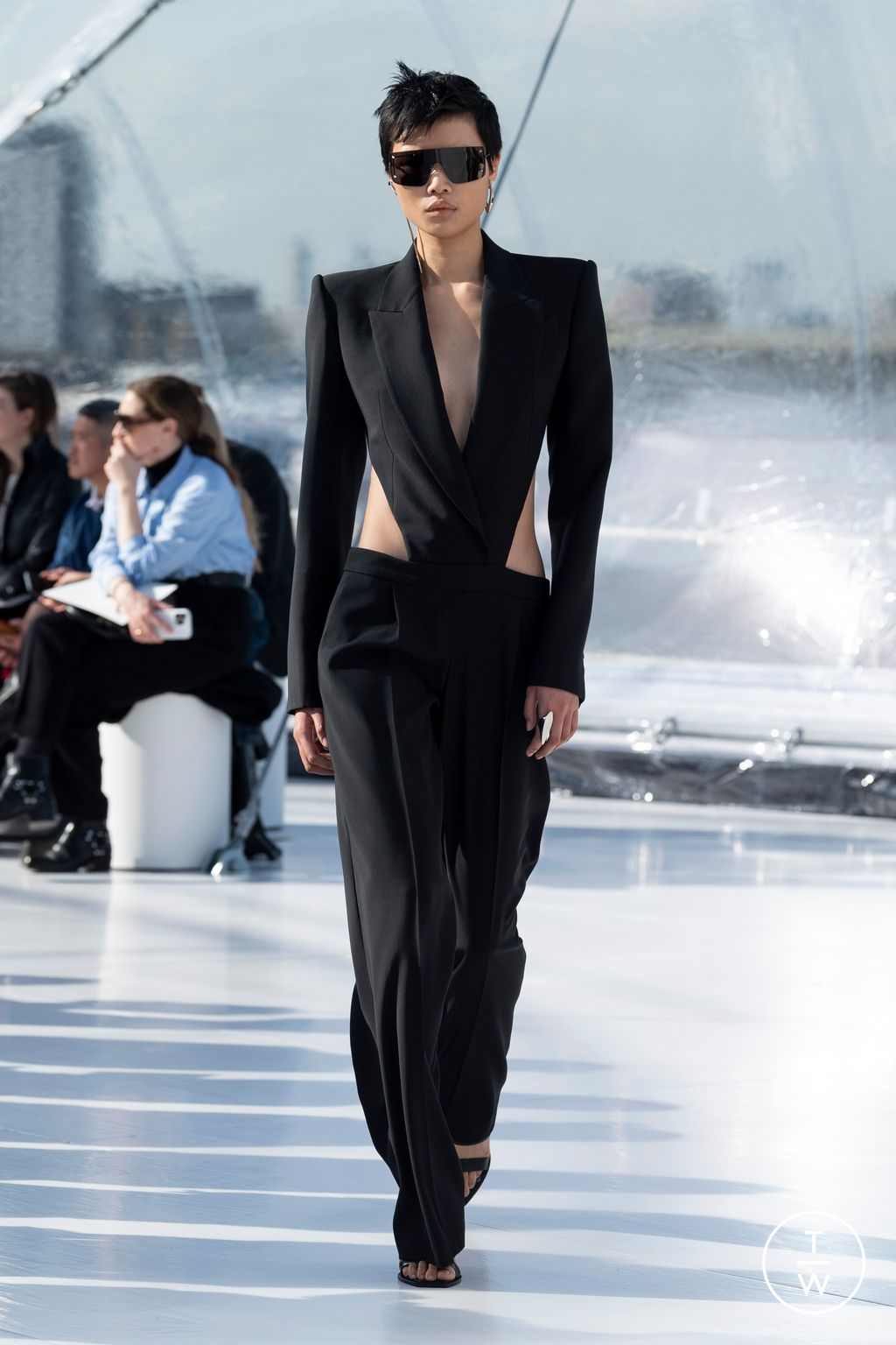 Fashion Week London Spring/Summer 2023 look 6 de la collection Alexander McQueen womenswear