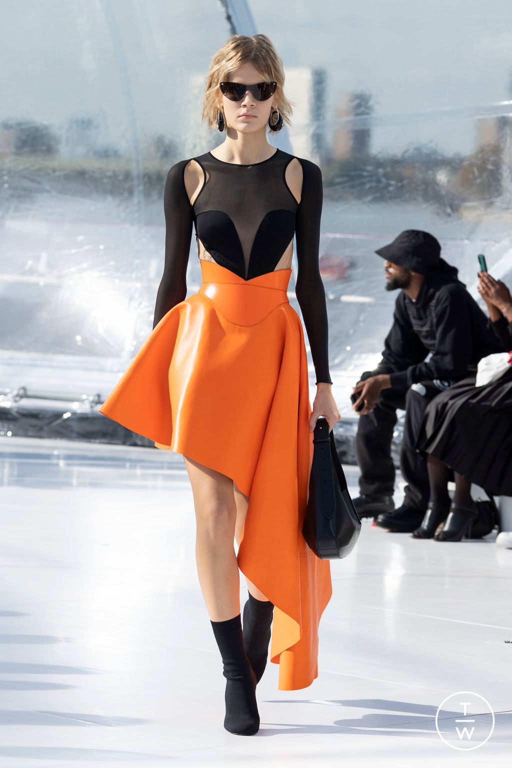 Fashion Week London Spring/Summer 2023 look 17 de la collection Alexander McQueen womenswear