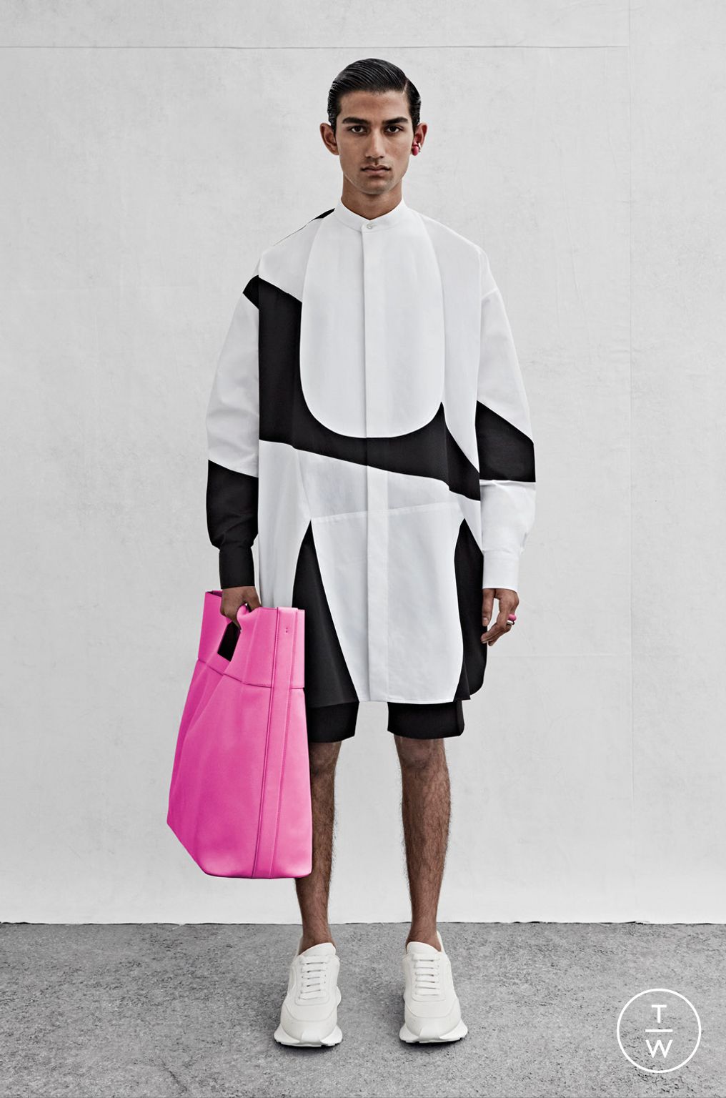 Fashion Week London Spring/Summer 2023 look 14 de la collection Alexander McQueen menswear