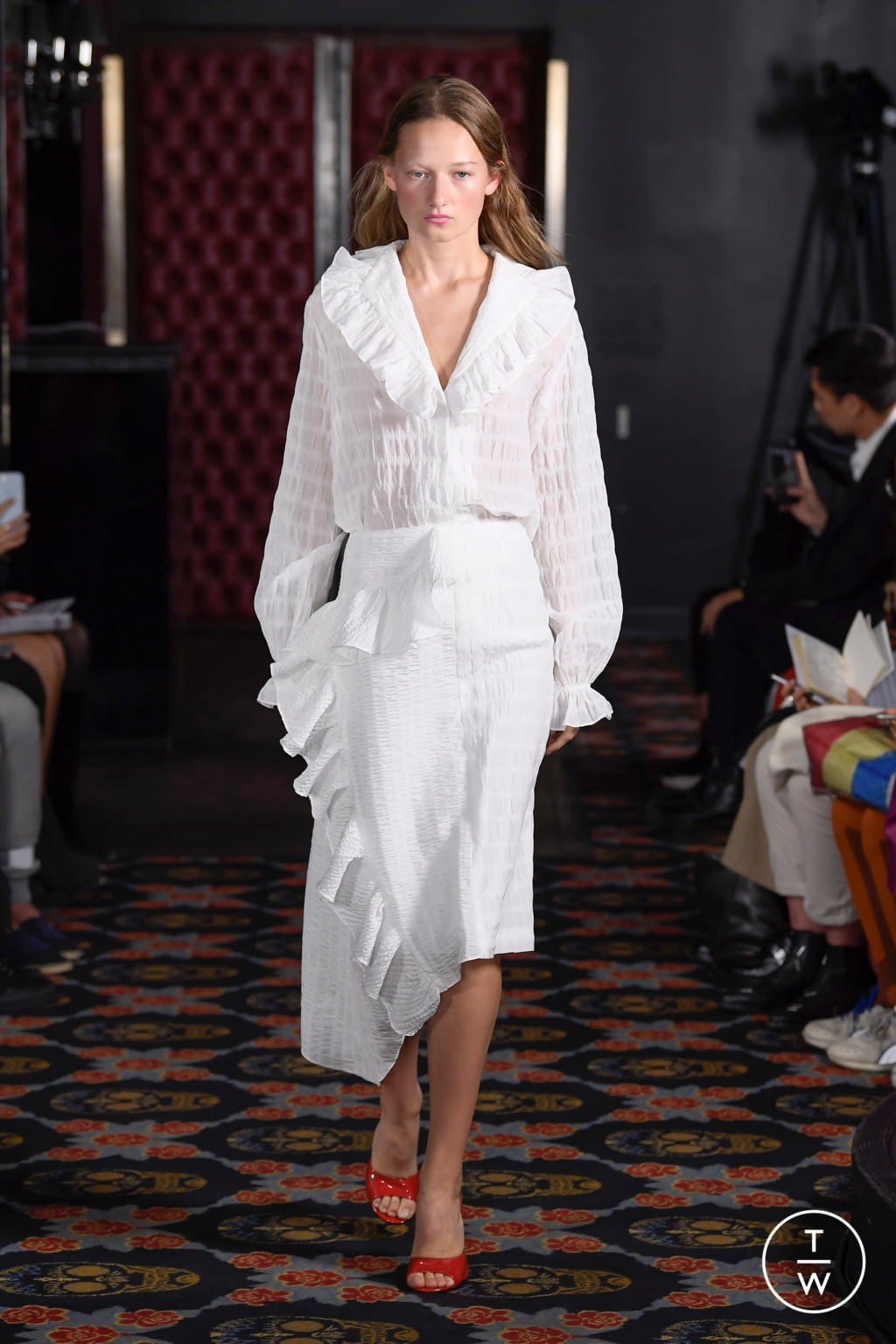 Fashion Week Paris Spring/Summer 2019 look 1 from the Jourden collection womenswear