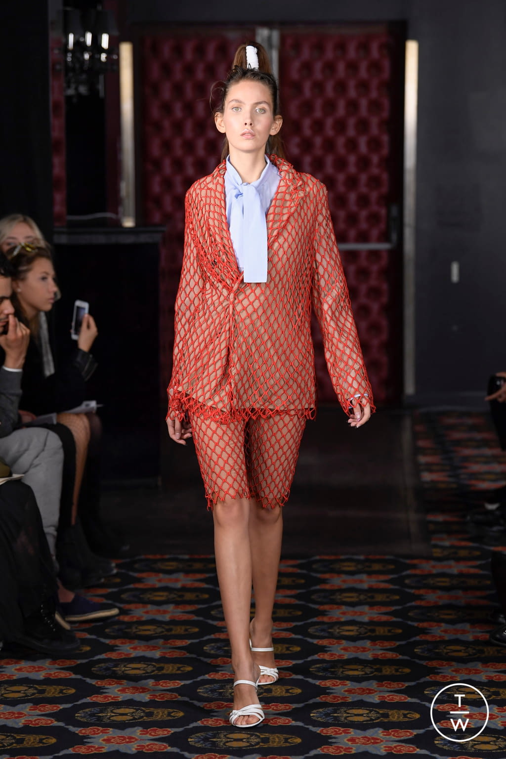 Fashion Week Paris Spring/Summer 2019 look 31 from the Jourden collection 女装