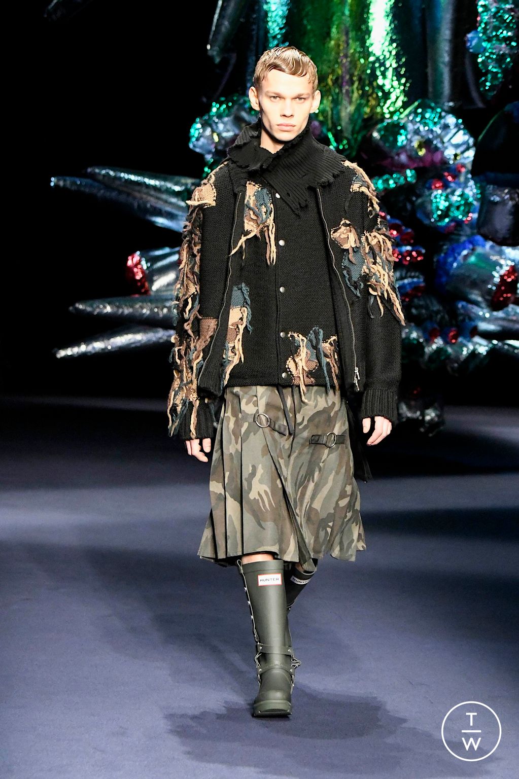 Fashion Week Milan Fall/Winter 2024 look 11 de la collection Andersson Bell menswear