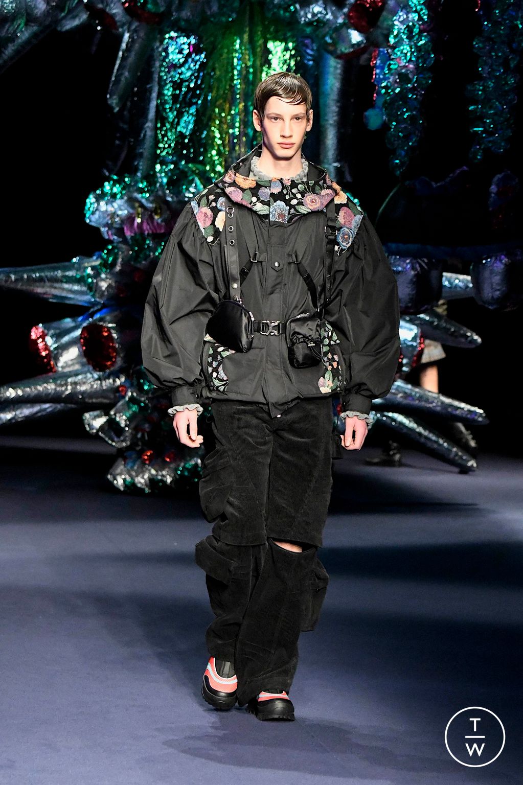 Fashion Week Milan Fall/Winter 2024 look 31 de la collection Andersson Bell menswear