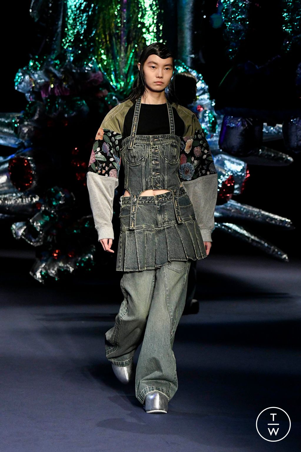 Fashion Week Milan Fall/Winter 2024 look 36 de la collection Andersson Bell menswear