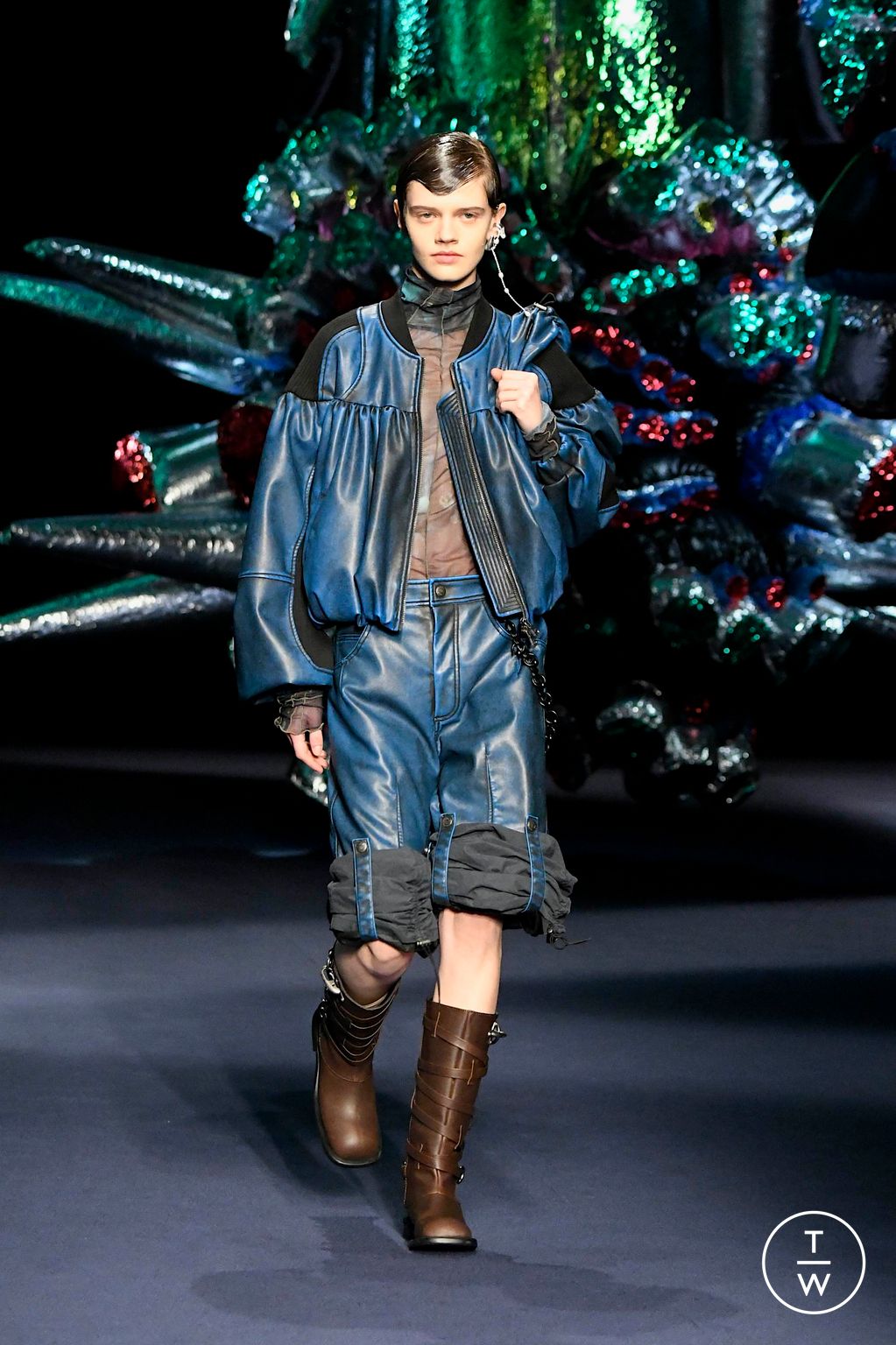 Fashion Week Milan Fall/Winter 2024 look 37 from the Andersson Bell collection 男装